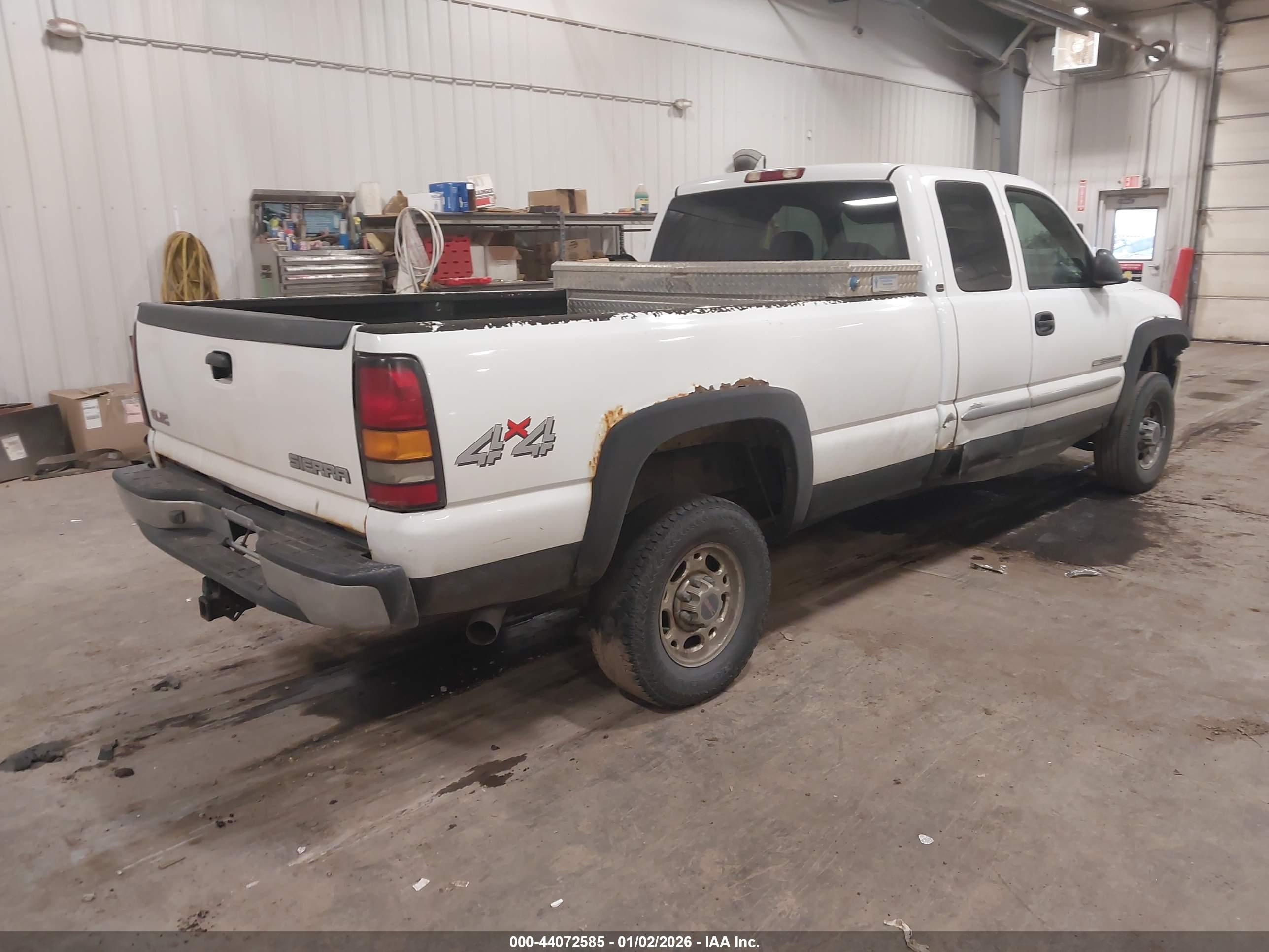 GMC SIERRA image 4