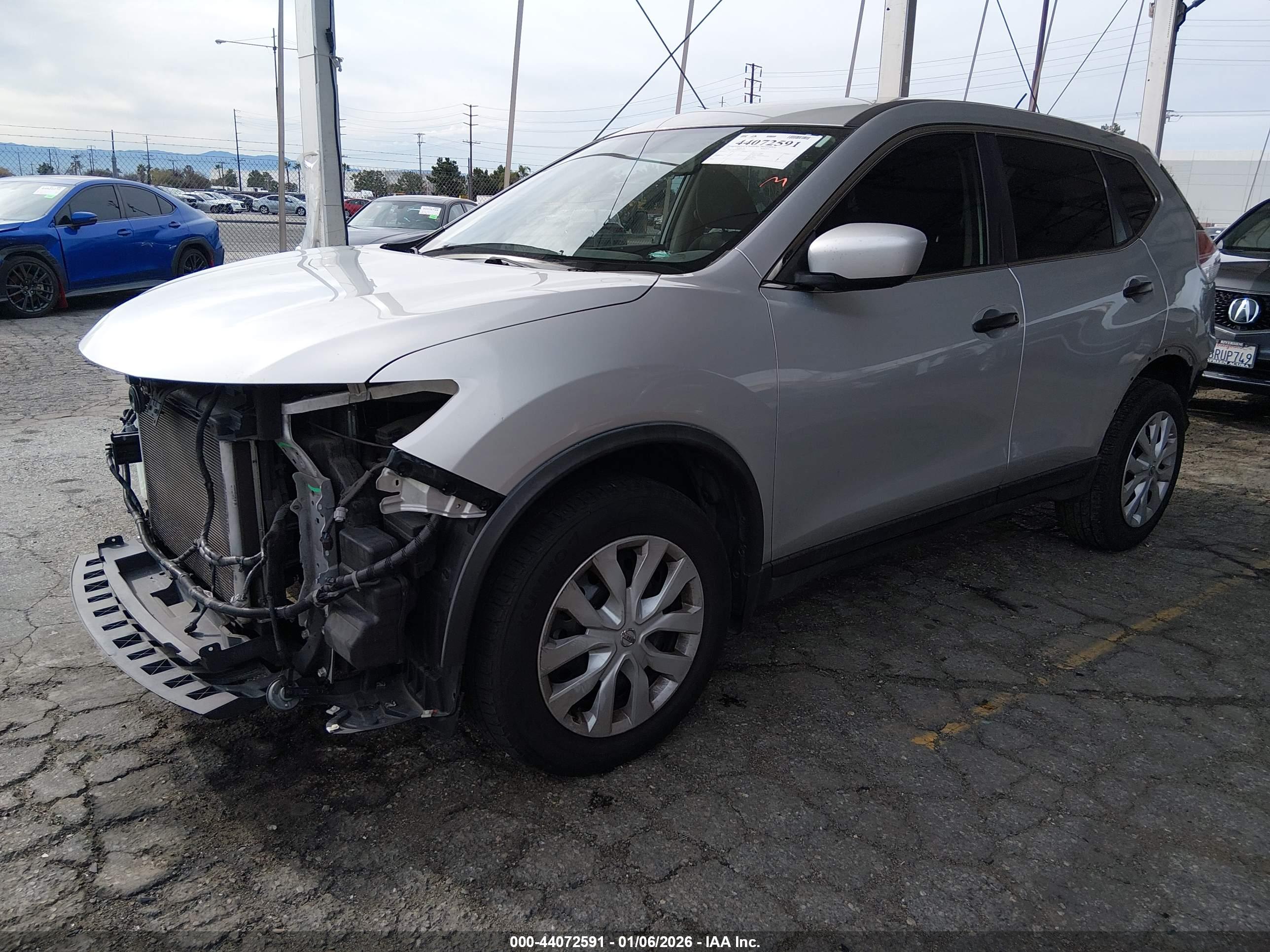 NISSAN ROGUE image 2