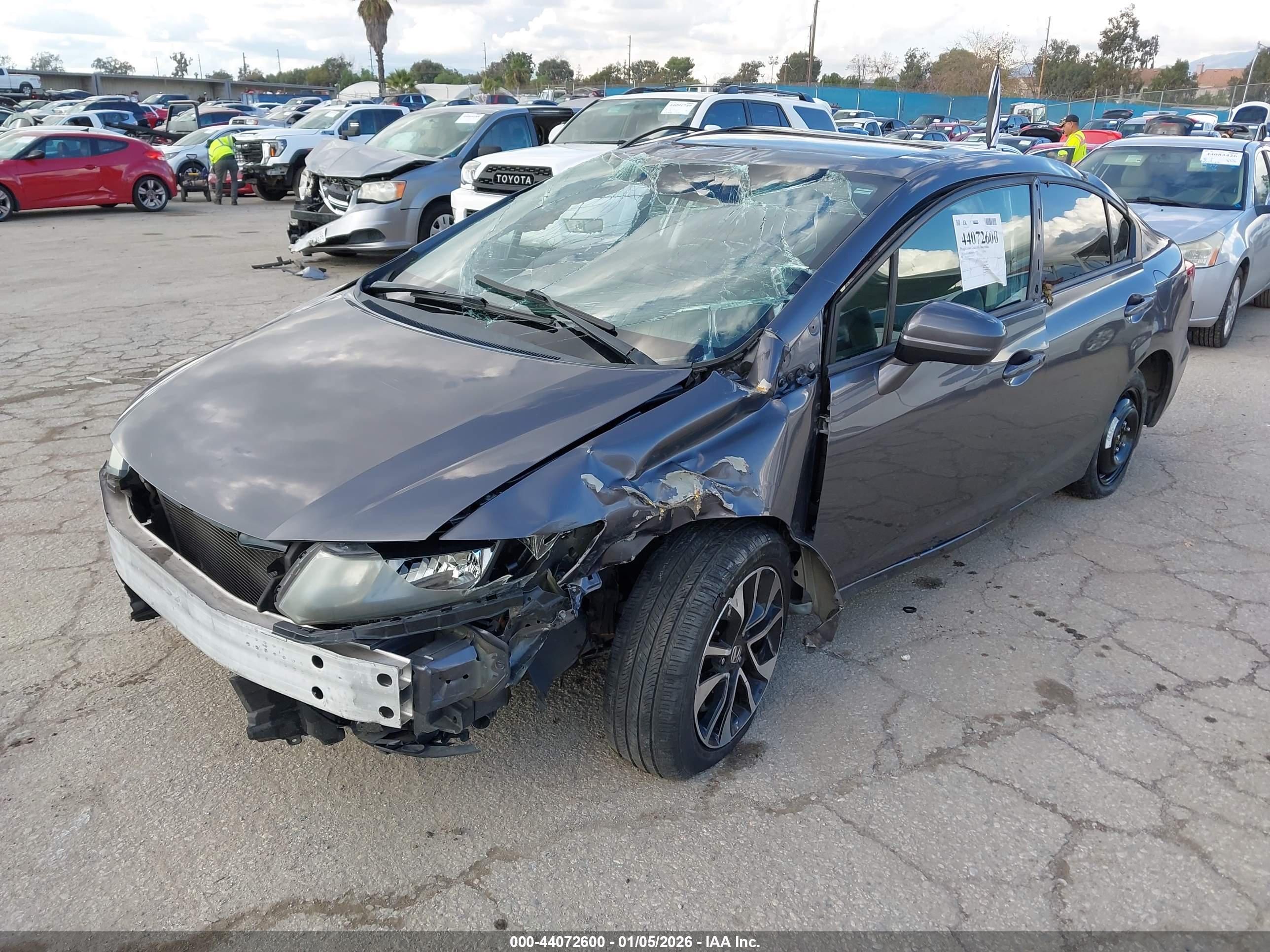 HONDA CIVIC image 2