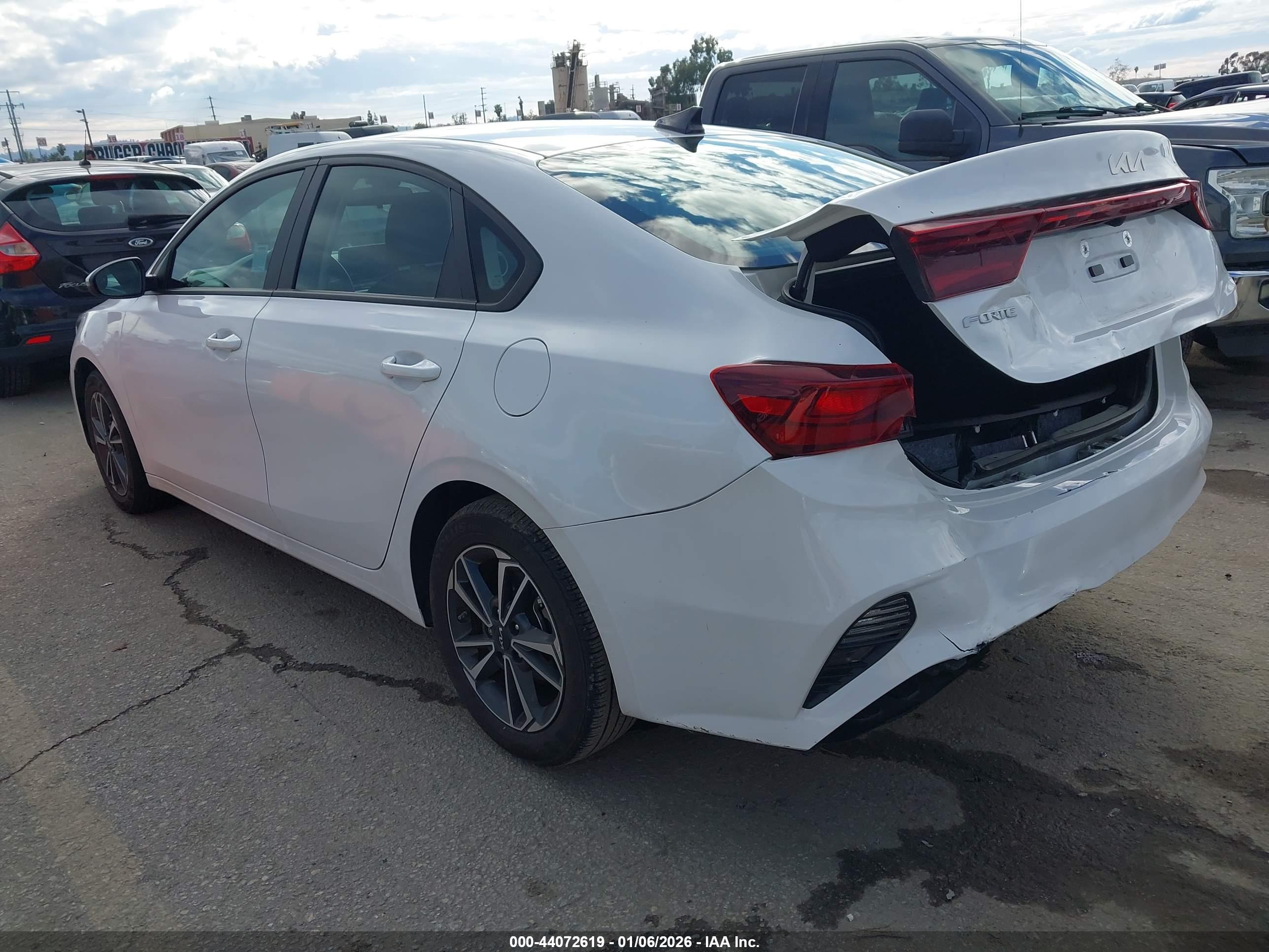 KIA FORTE image 3