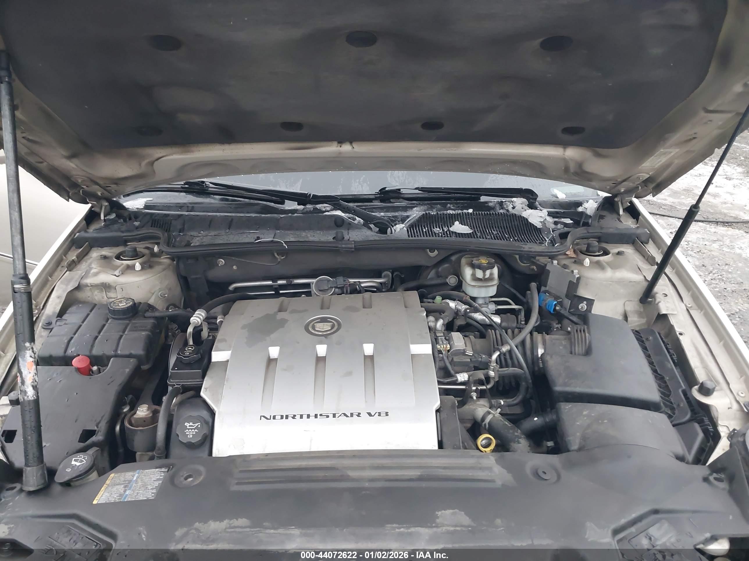 CADILLAC DTS image 10