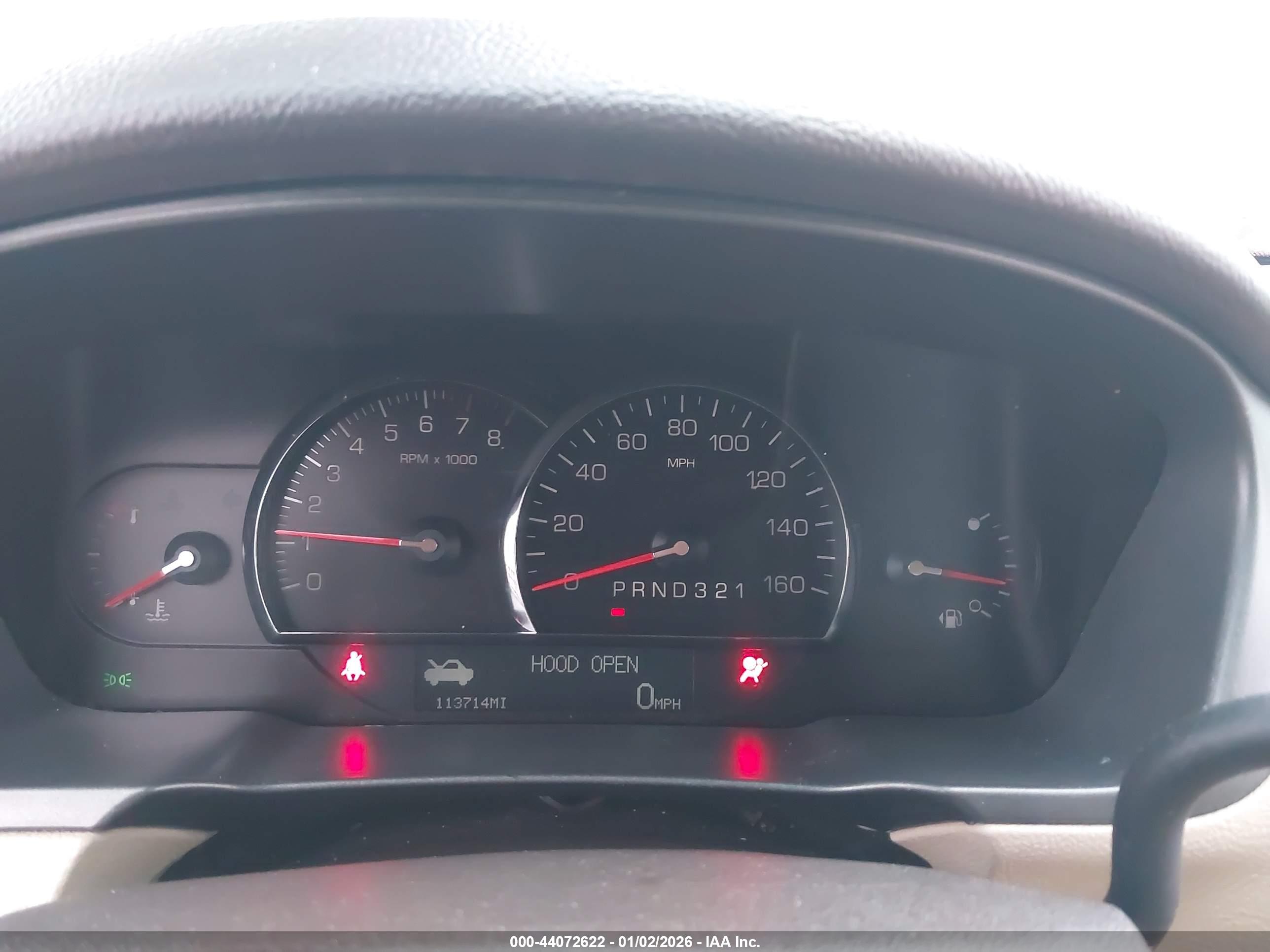 CADILLAC DTS image 7