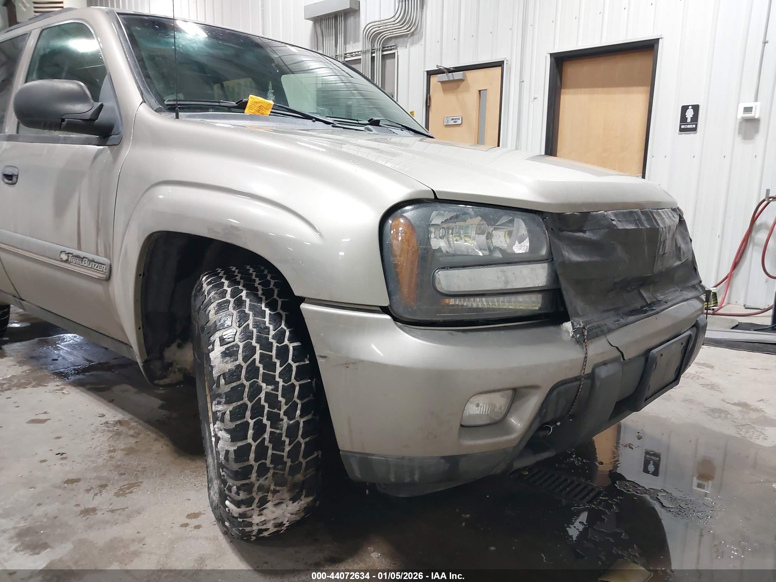 CHEVROLET TRAILBLAZER image 6