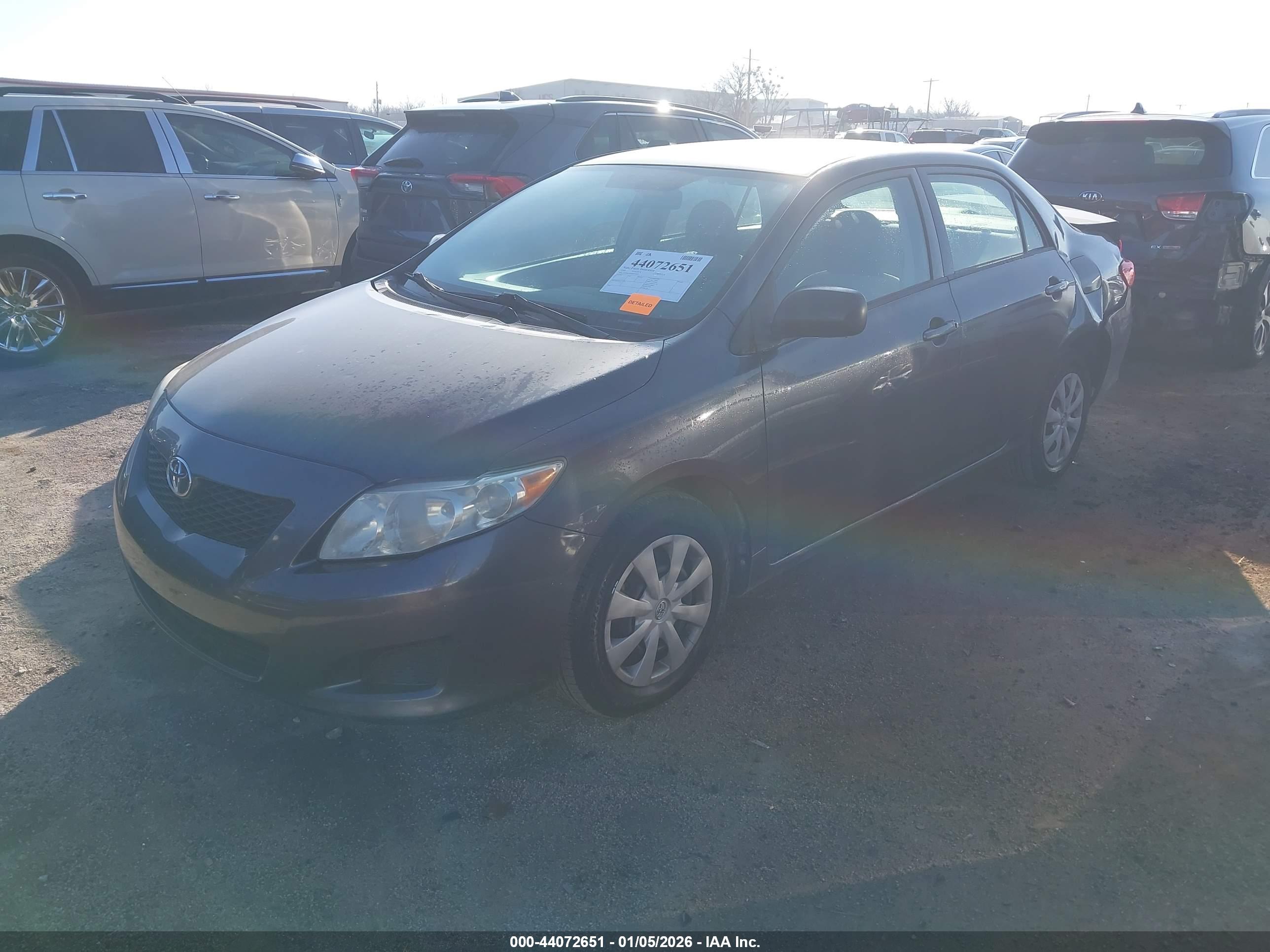 TOYOTA COROLLA image 2