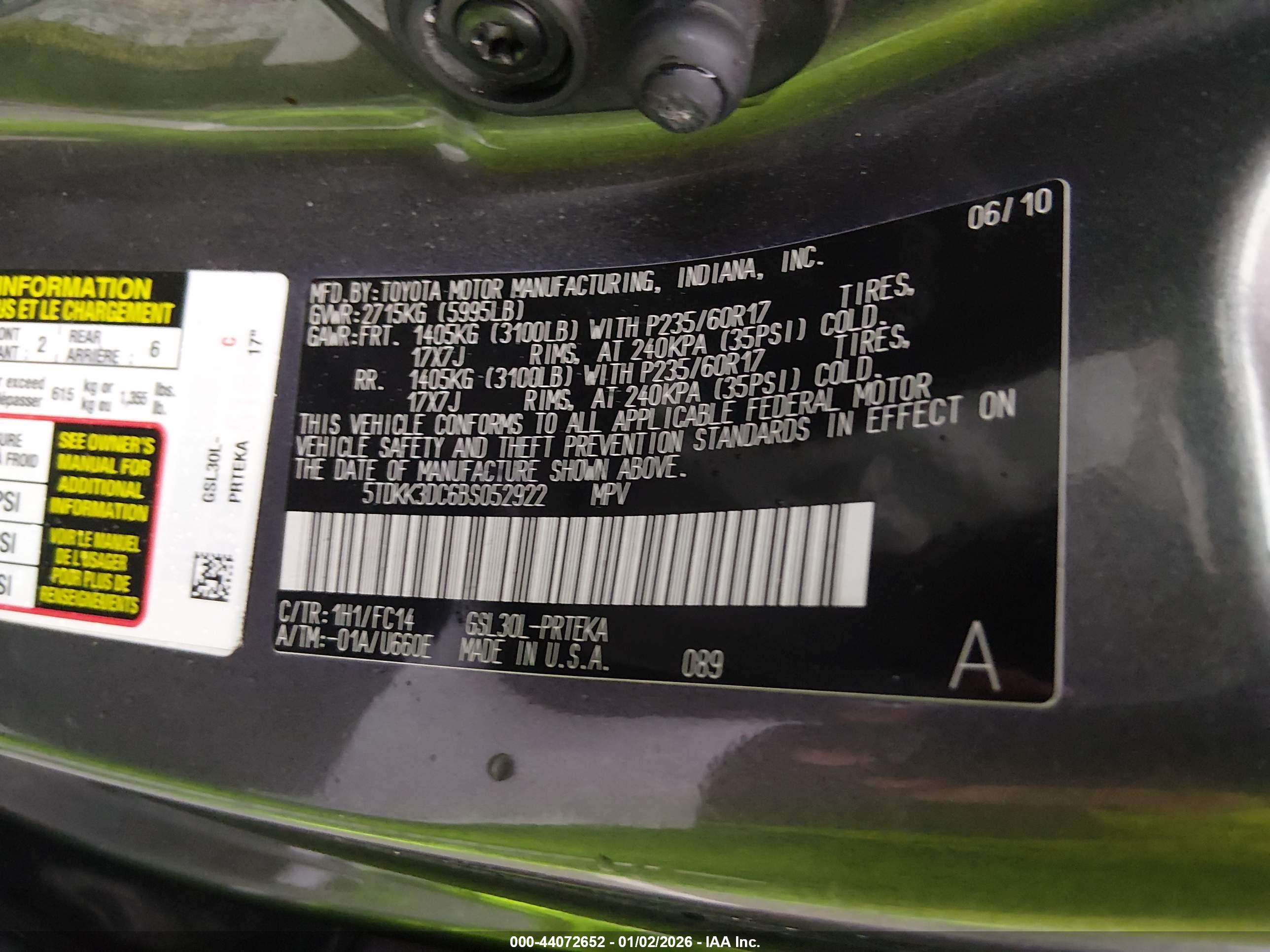 TOYOTA SIENNA image 9