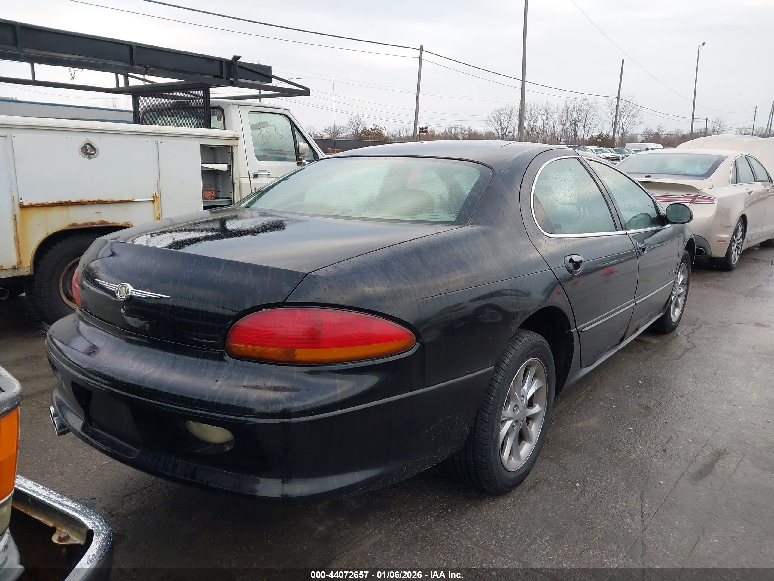CHRYSLER LHS image 4
