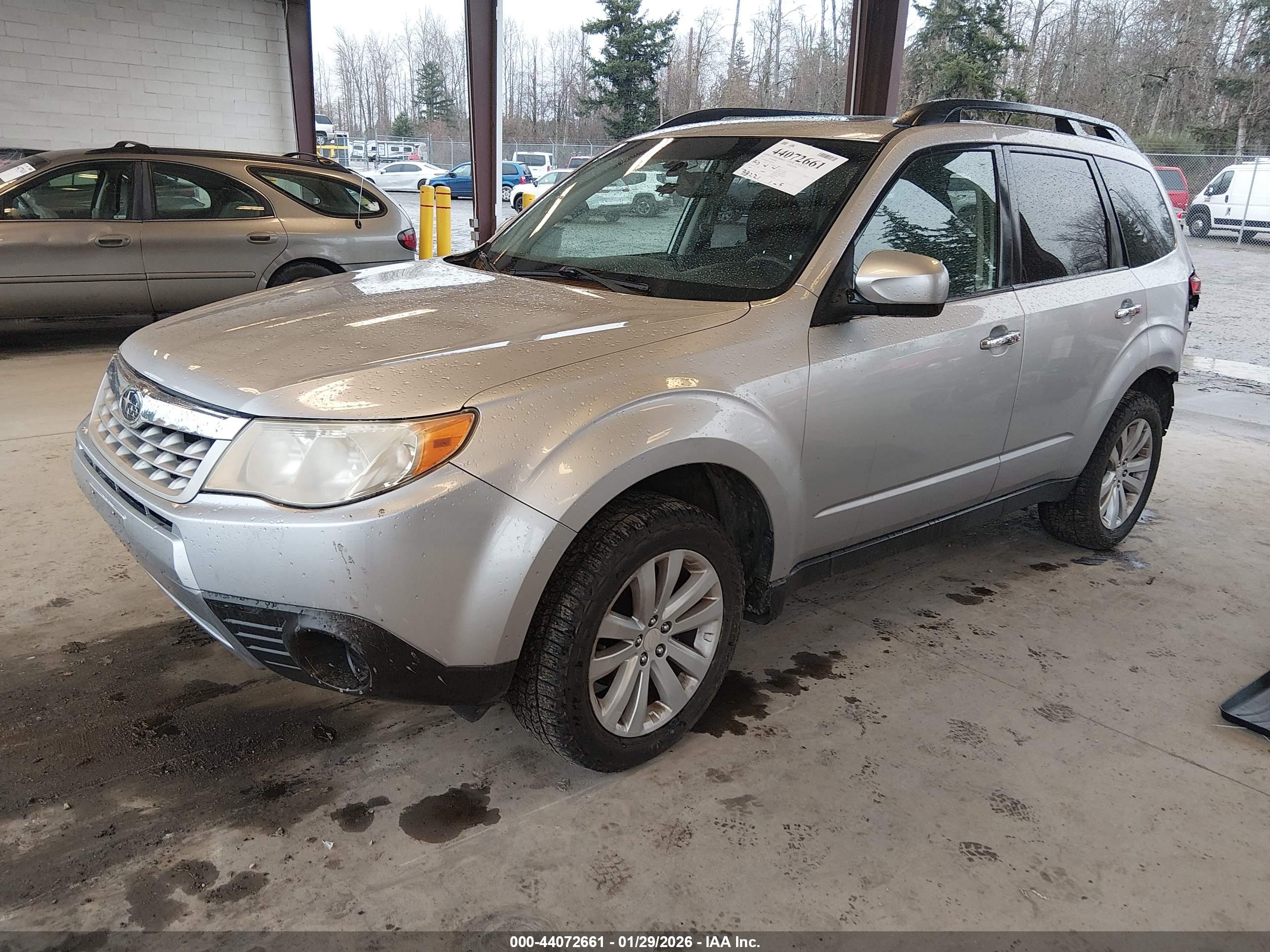 SUBARU FORESTER image 2