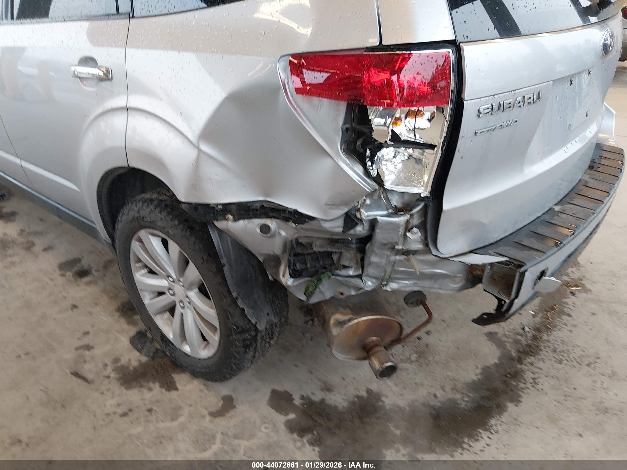 SUBARU FORESTER image 6