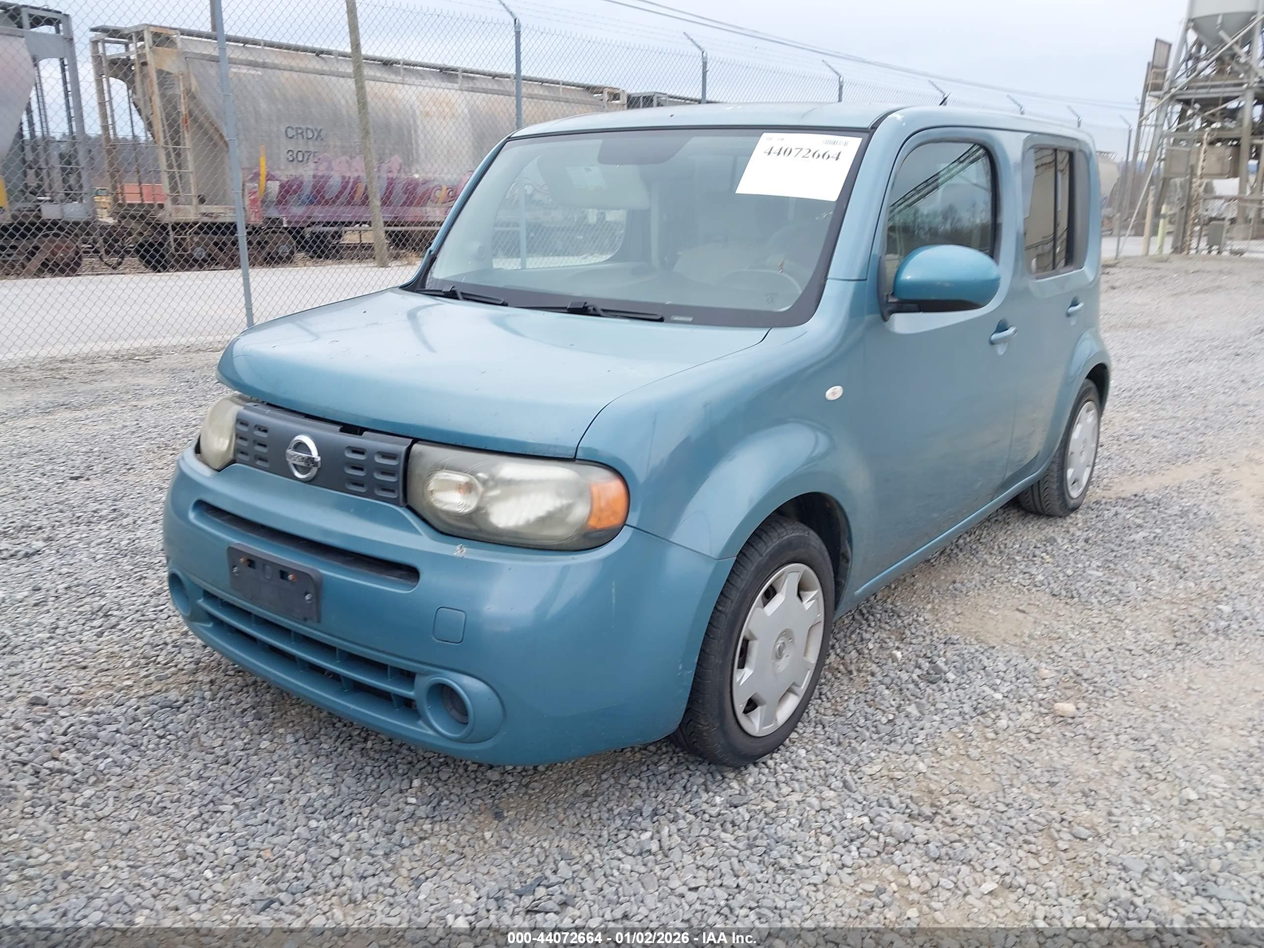 NISSAN CUBE image 2