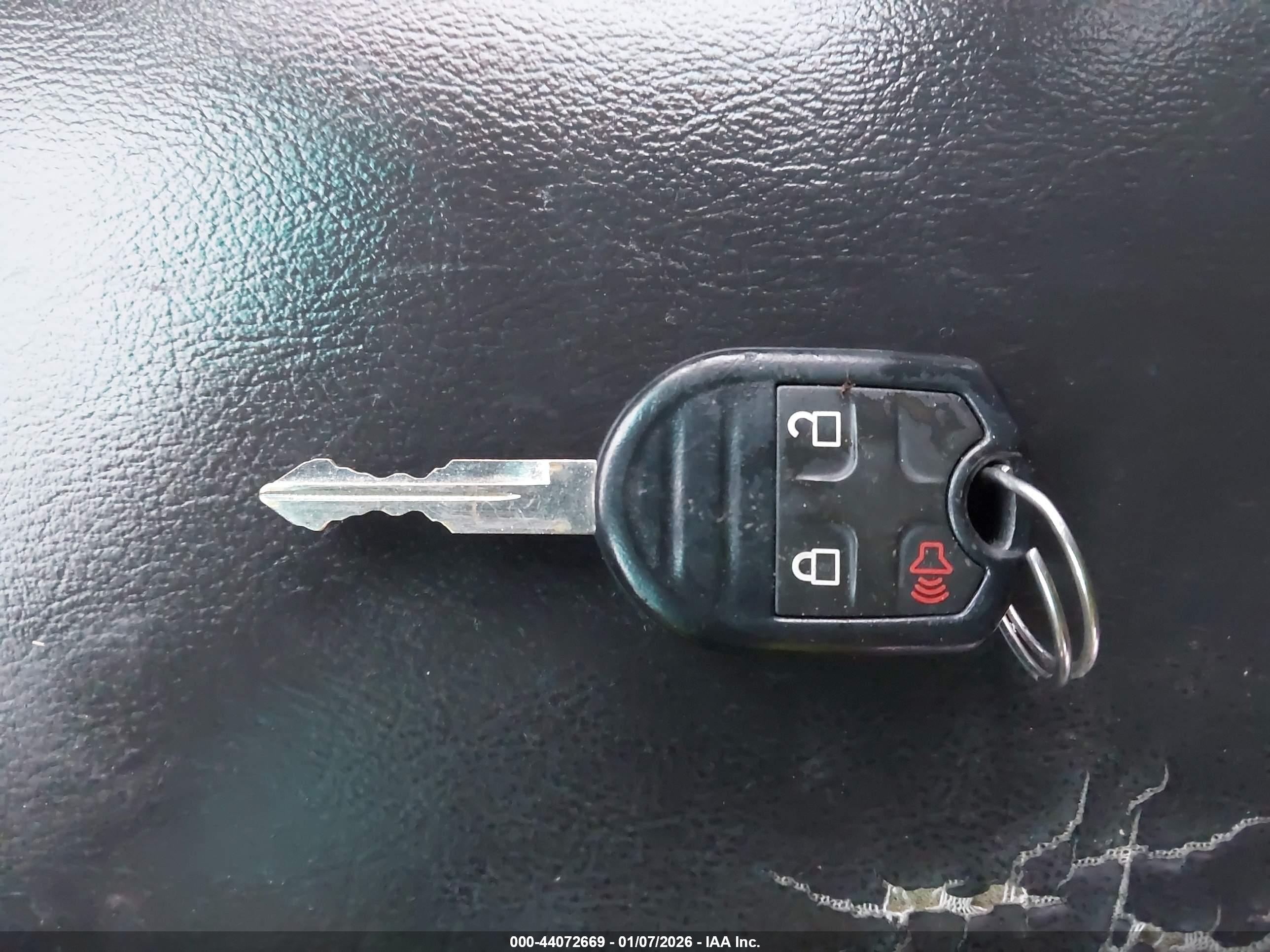 FORD EXPLORER image 11