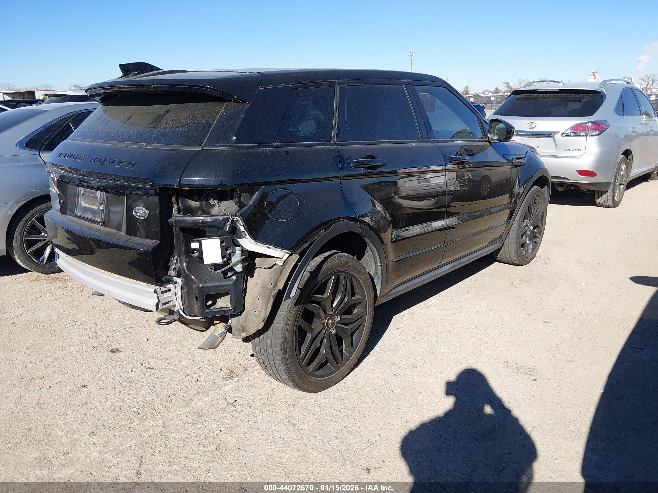LAND ROVER image 4