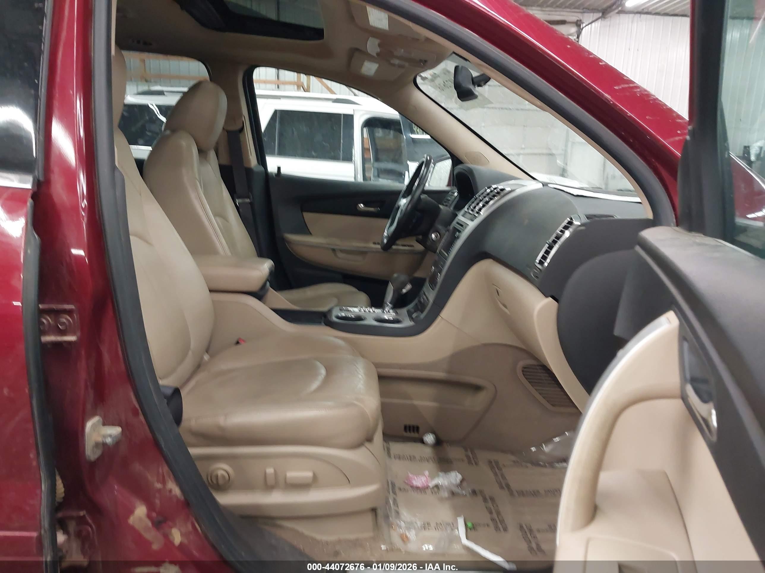GMC ACADIA image 5