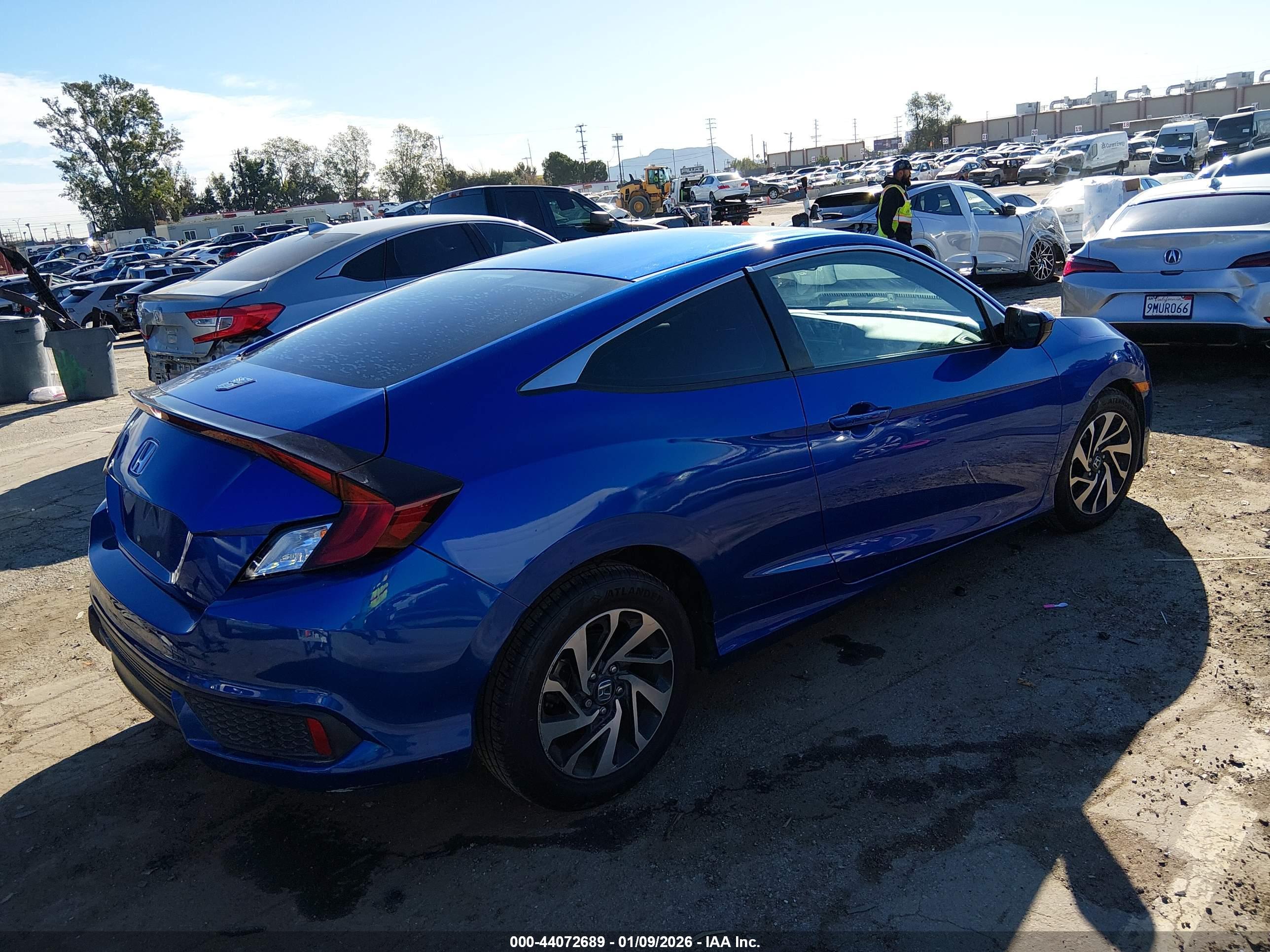 HONDA CIVIC image 4