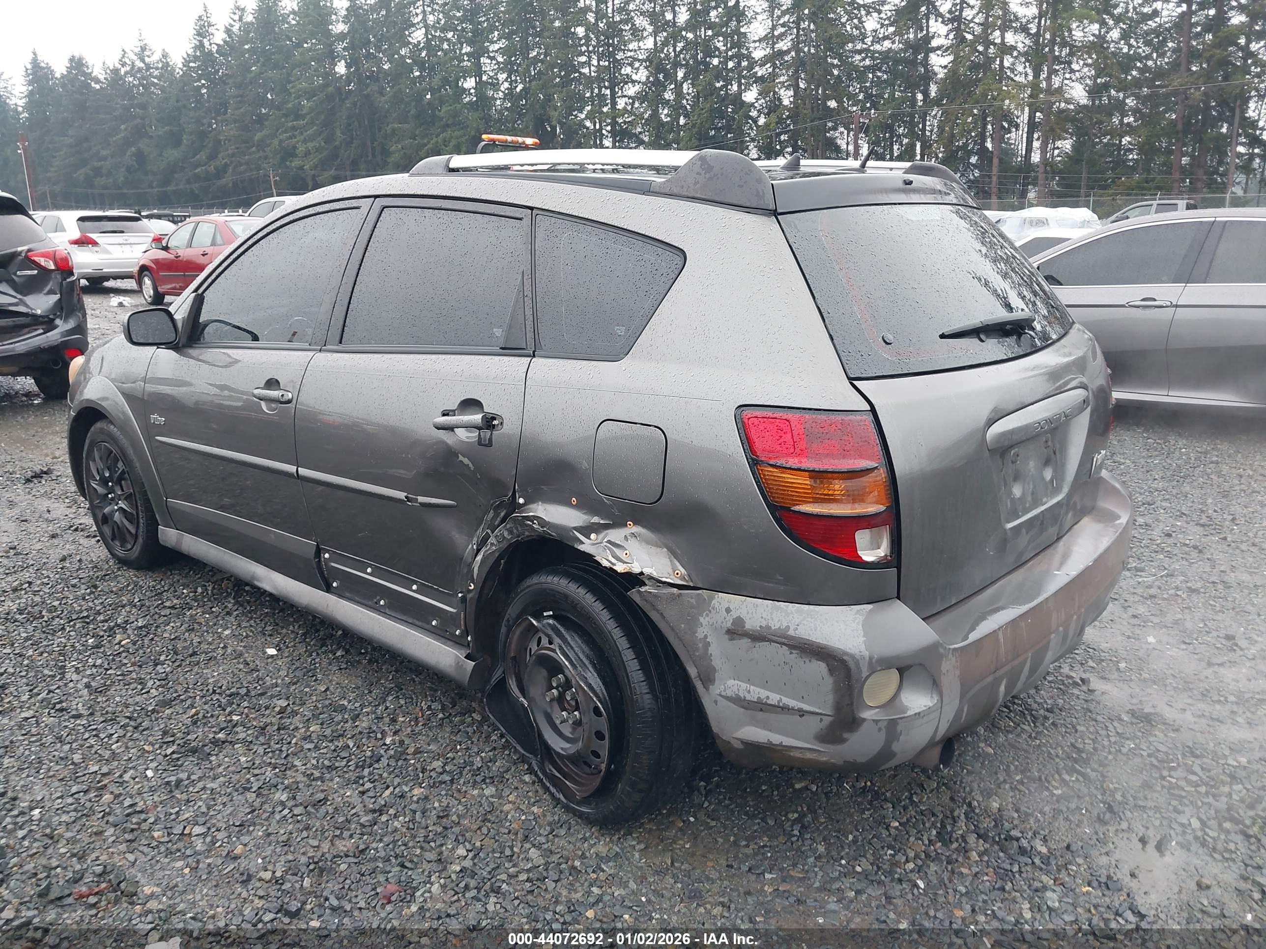 PONTIAC VIBE image 6