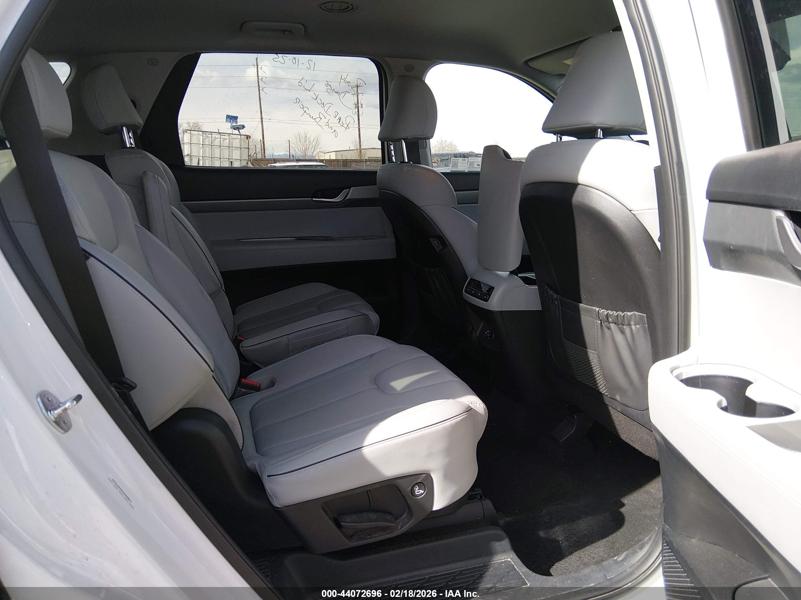 HYUNDAI PALISADE image 8