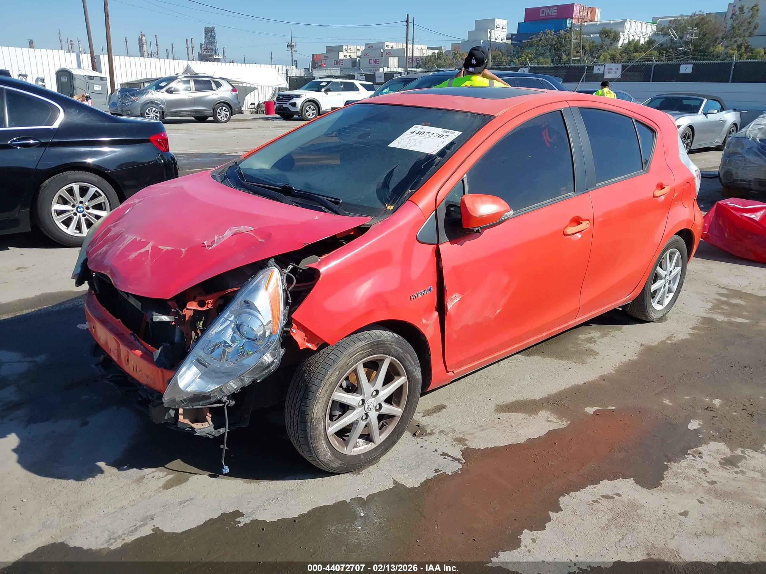 TOYOTA PRIUS image 2