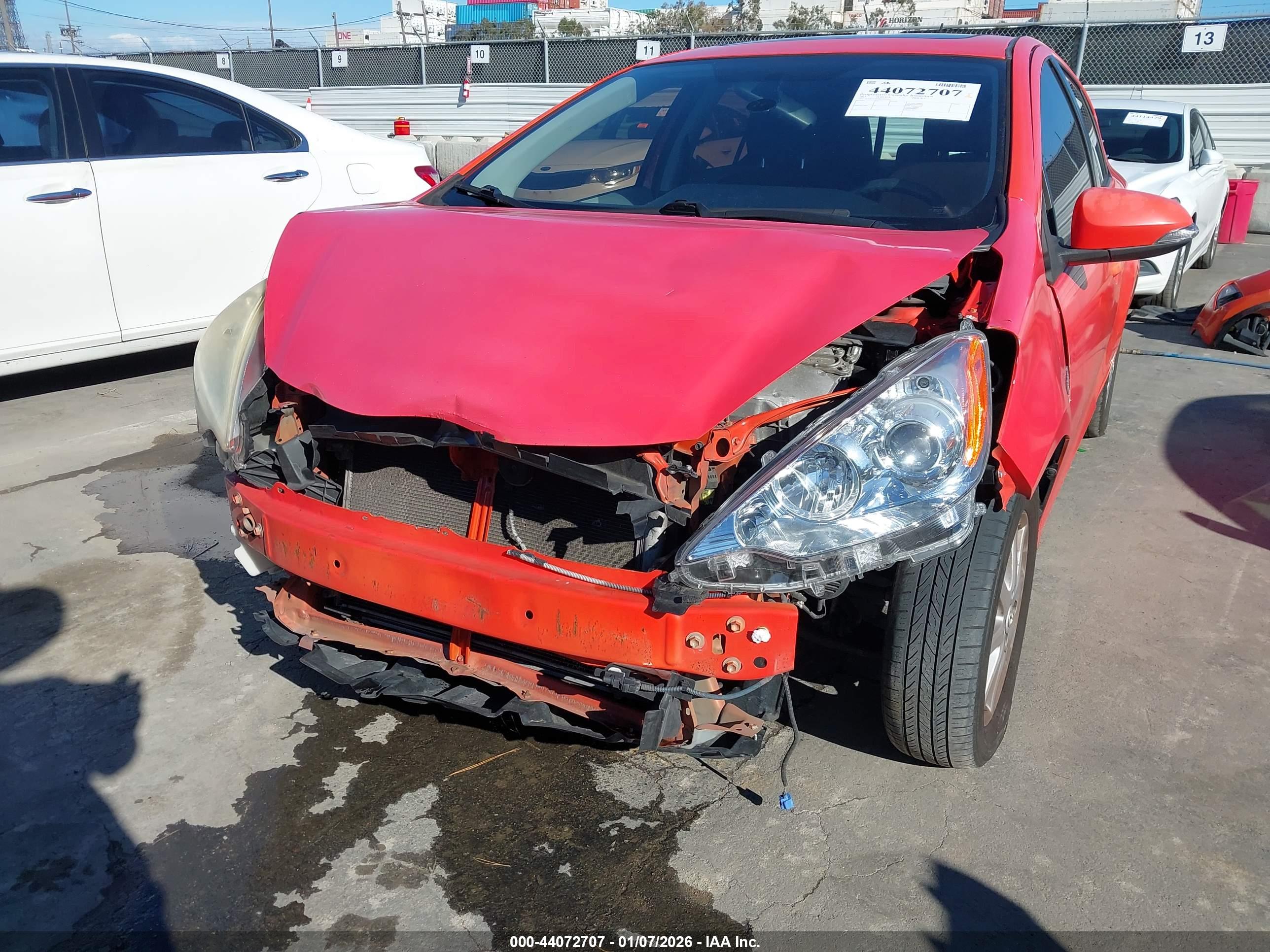 TOYOTA PRIUS image 6