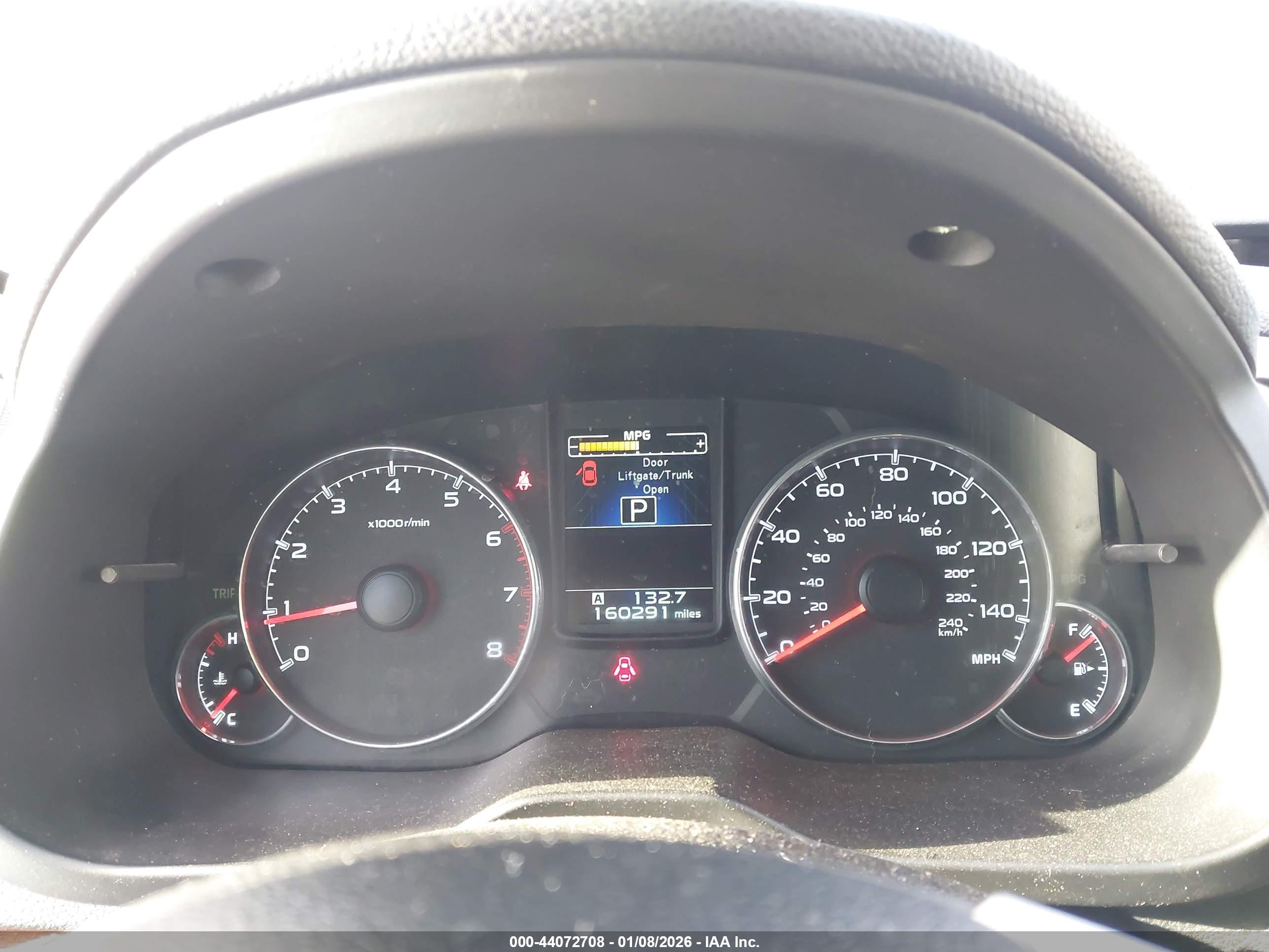 SUBARU OUTBACK image 7