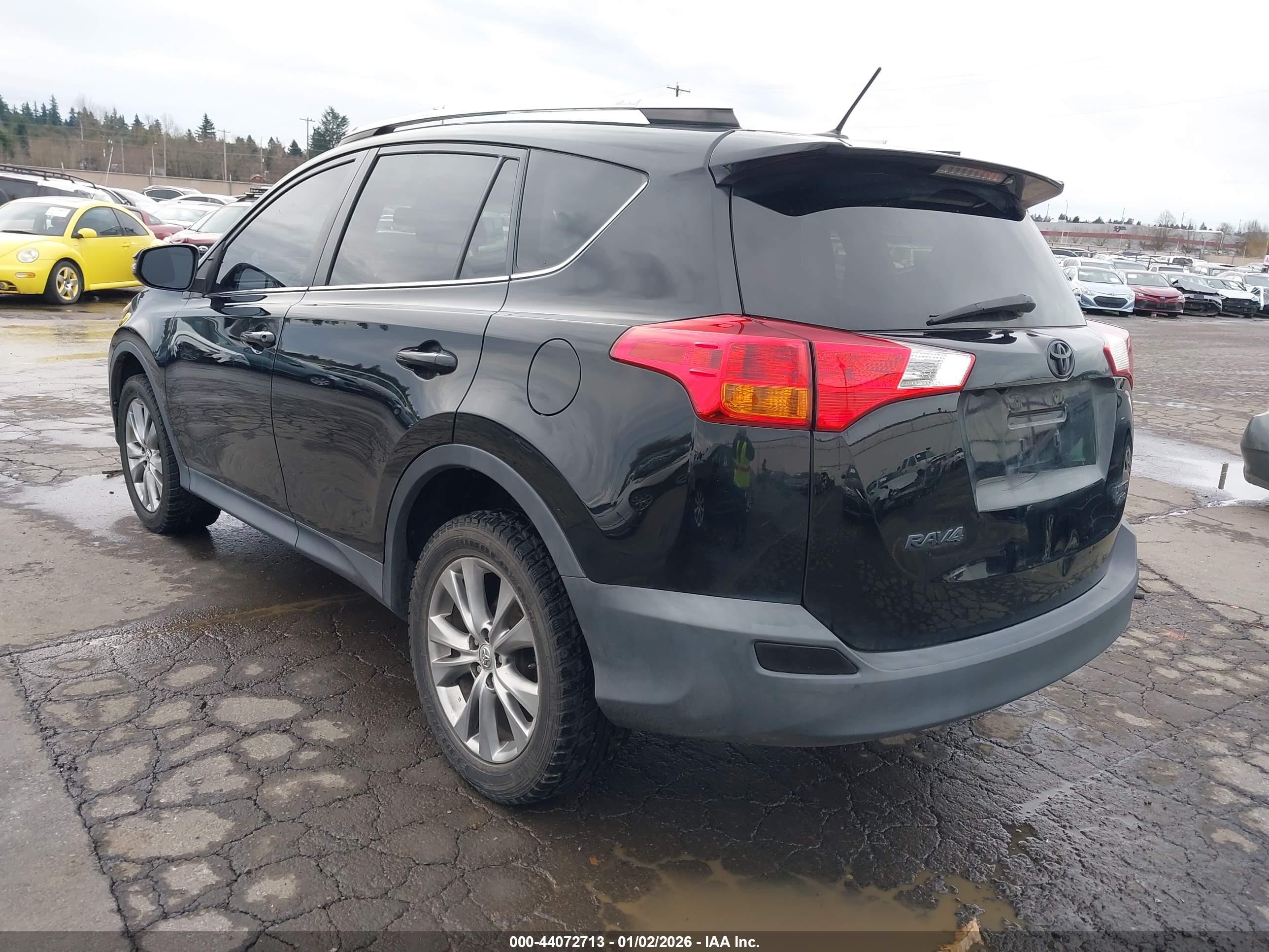 TOYOTA RAV4 image 3