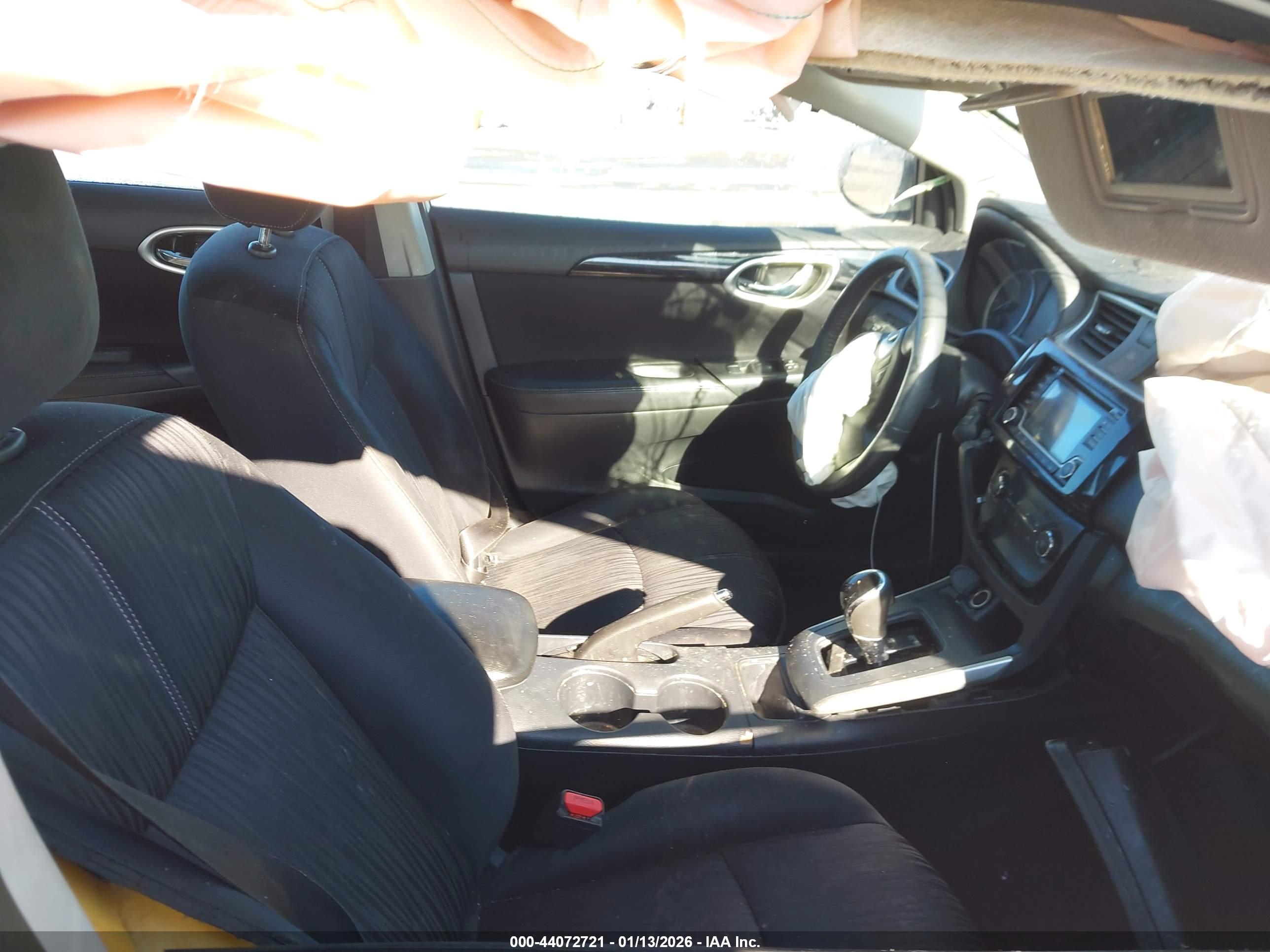 NISSAN SENTRA image 5