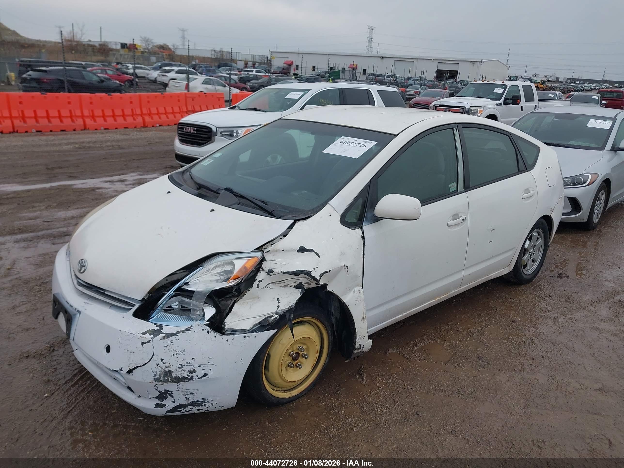 TOYOTA PRIUS image 2