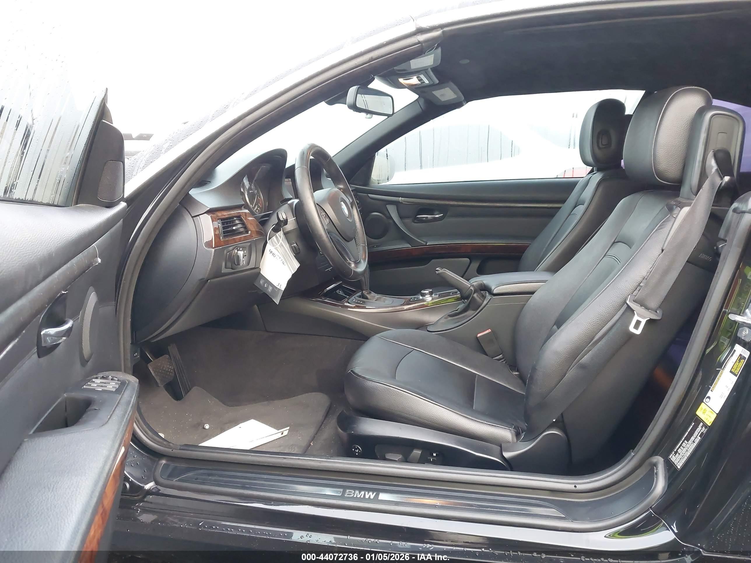 BMW 335I image 5