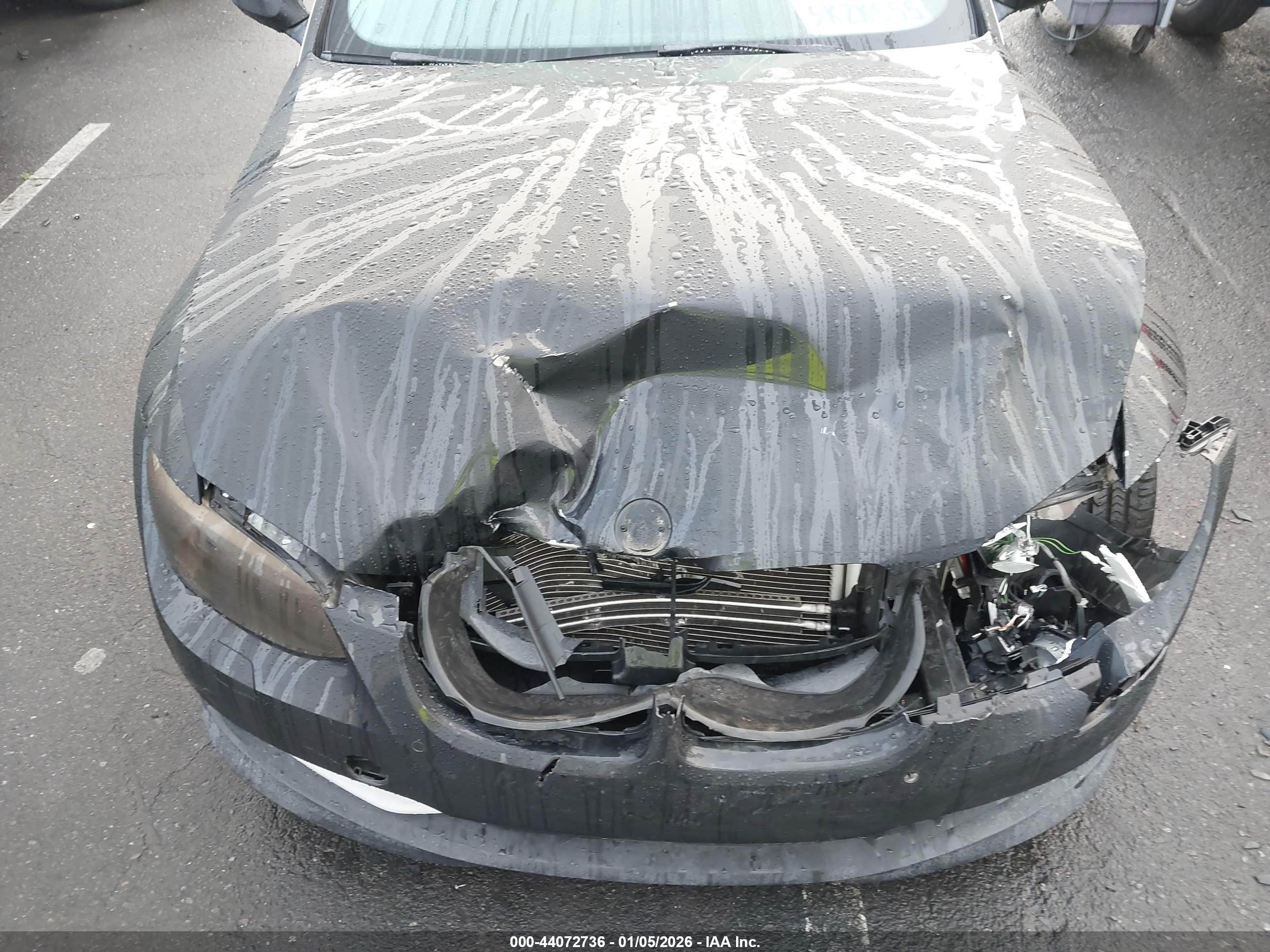 BMW 335I image 6