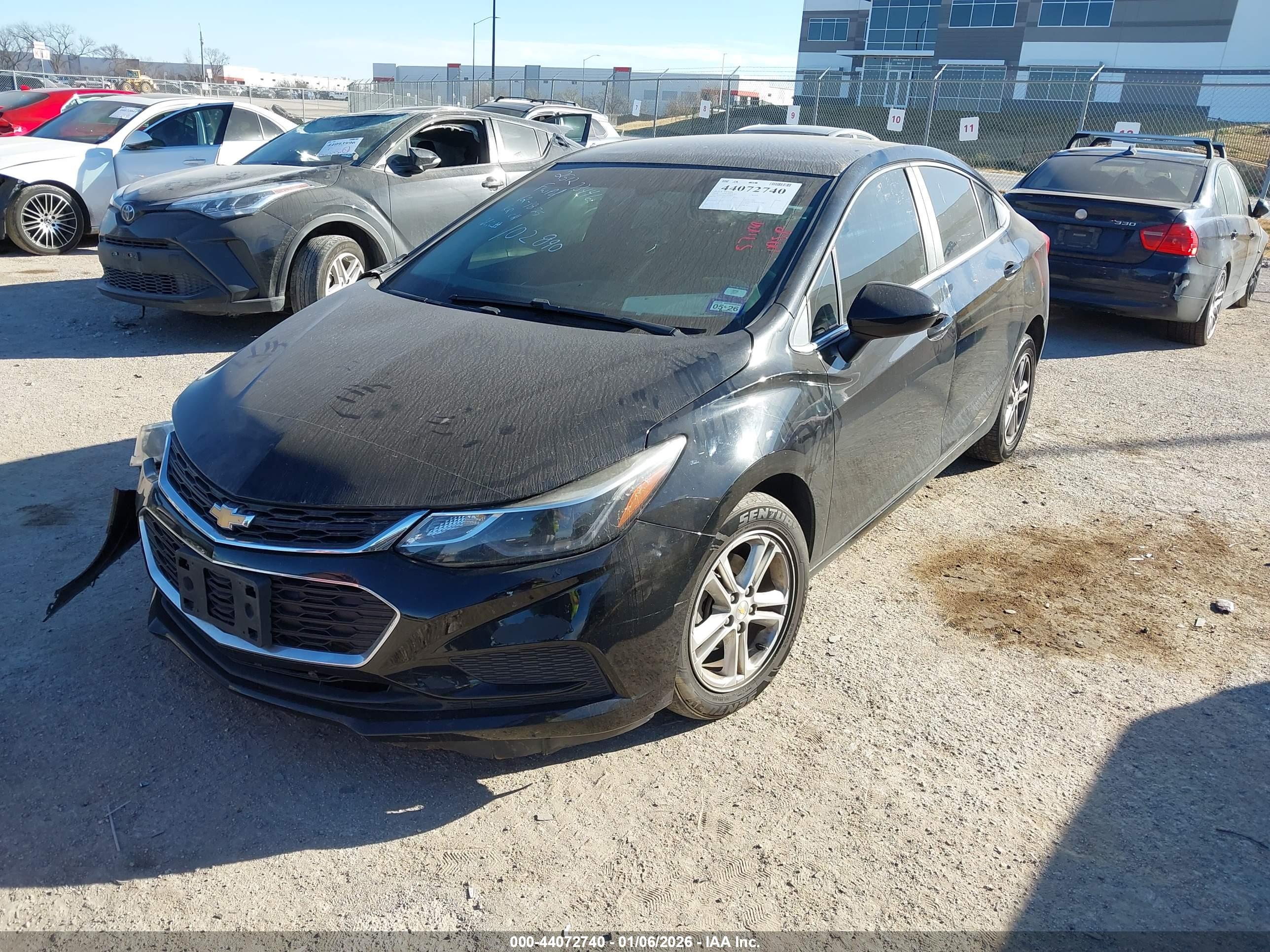 CHEVROLET CRUZE image 2