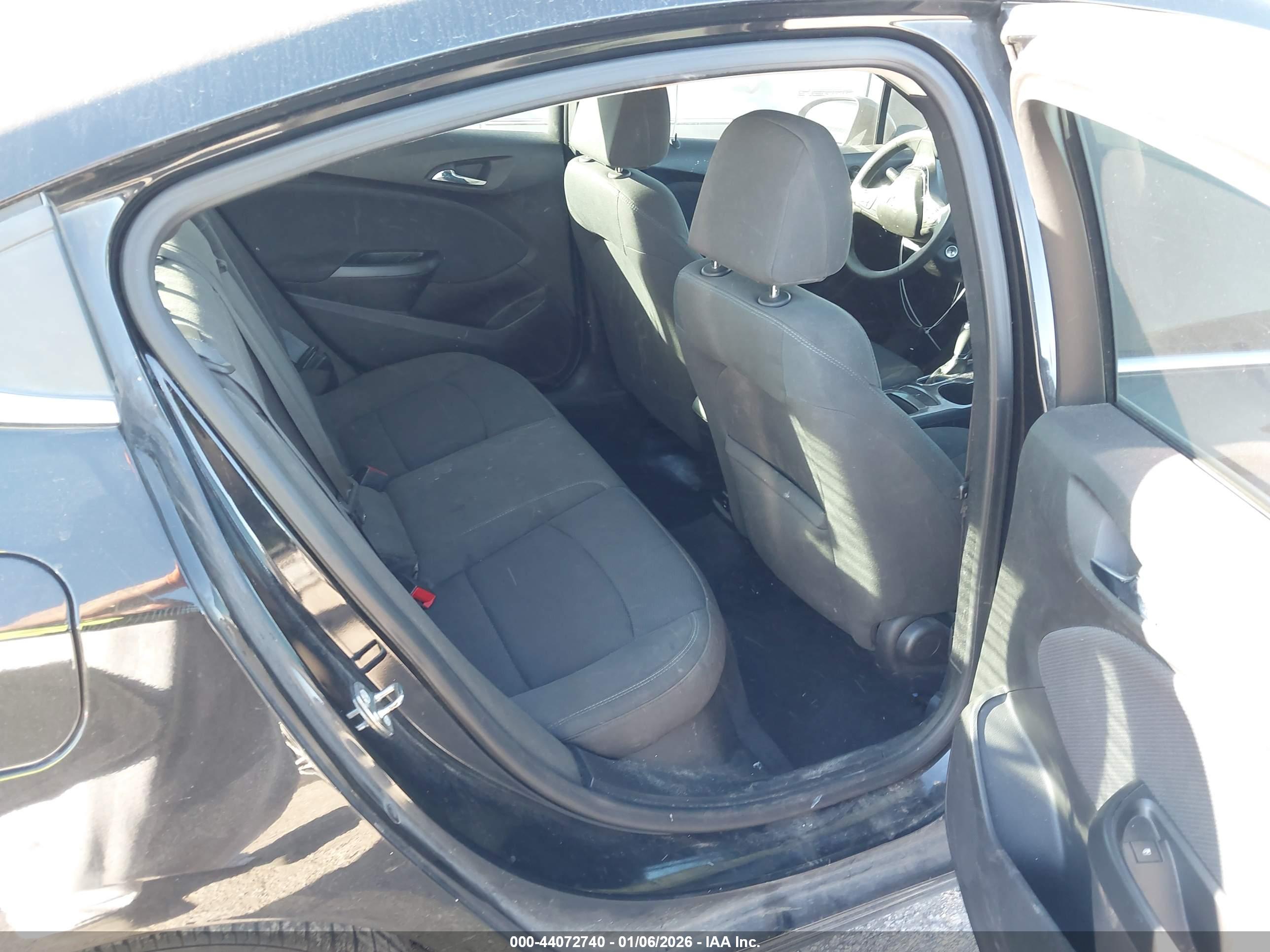 CHEVROLET CRUZE image 8
