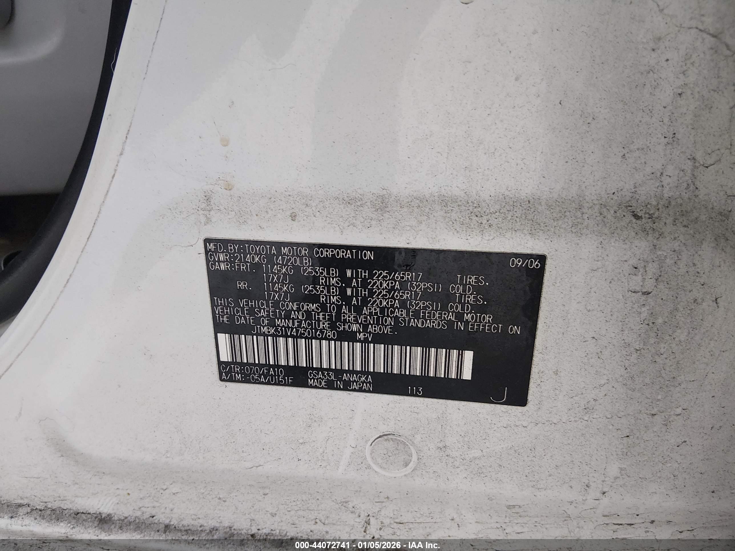 TOYOTA RAV4 image 9