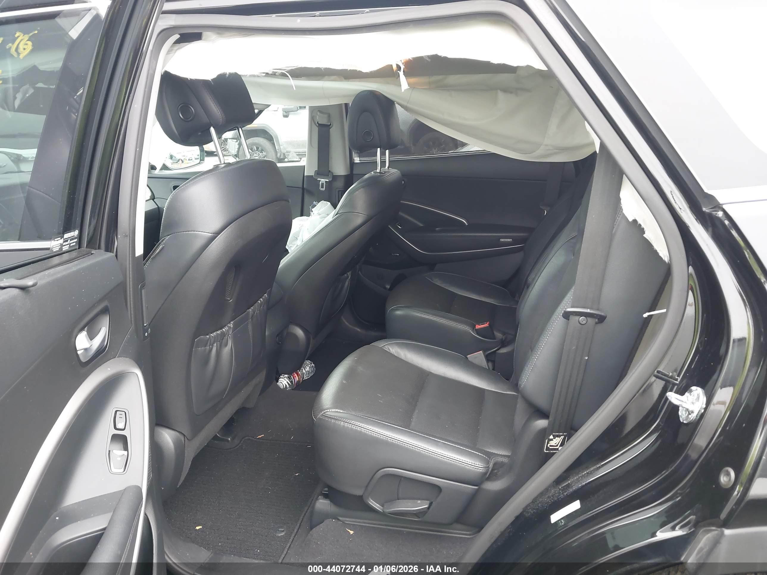 HYUNDAI SANTA image 8