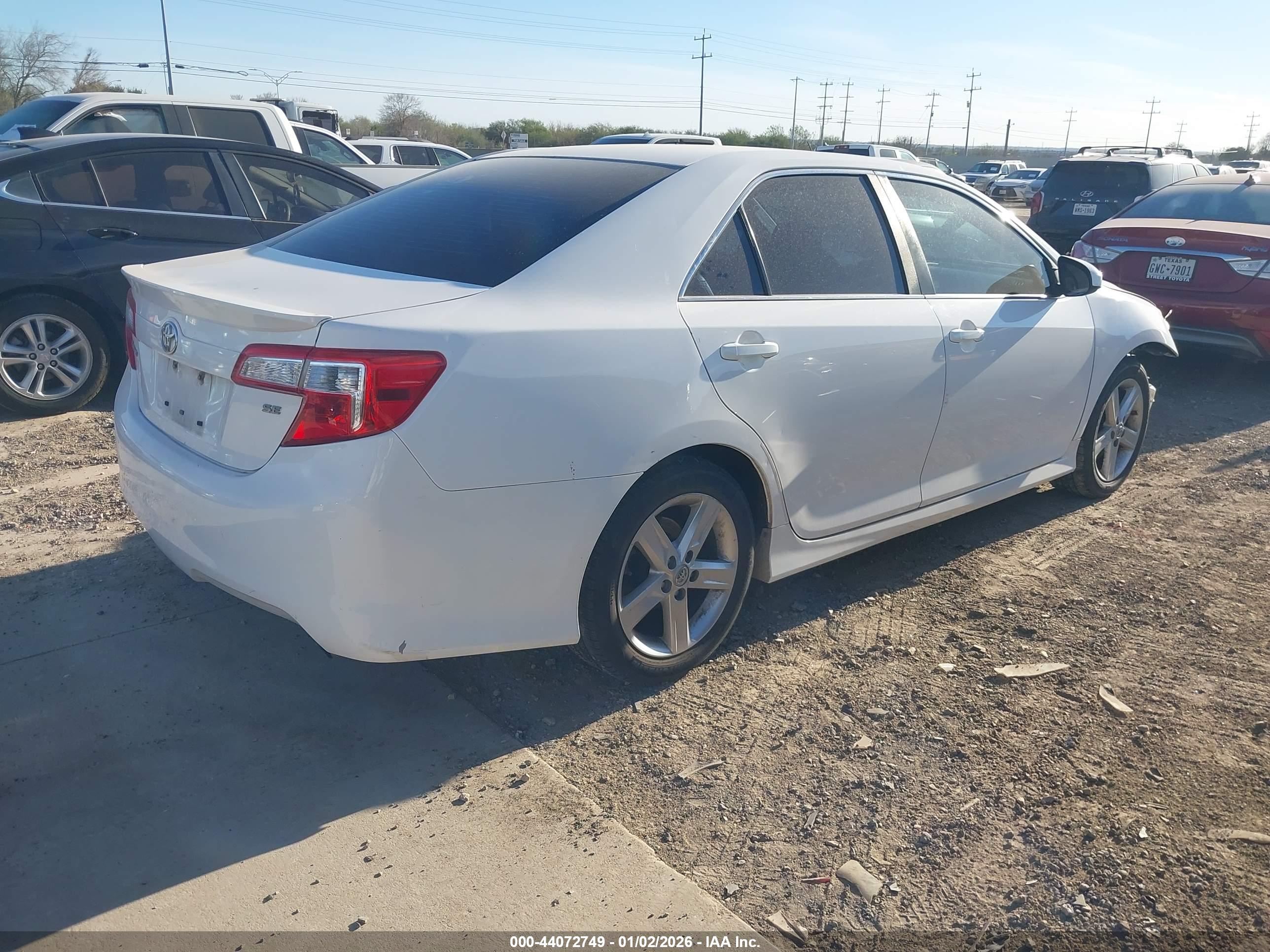 TOYOTA CAMRY image 4