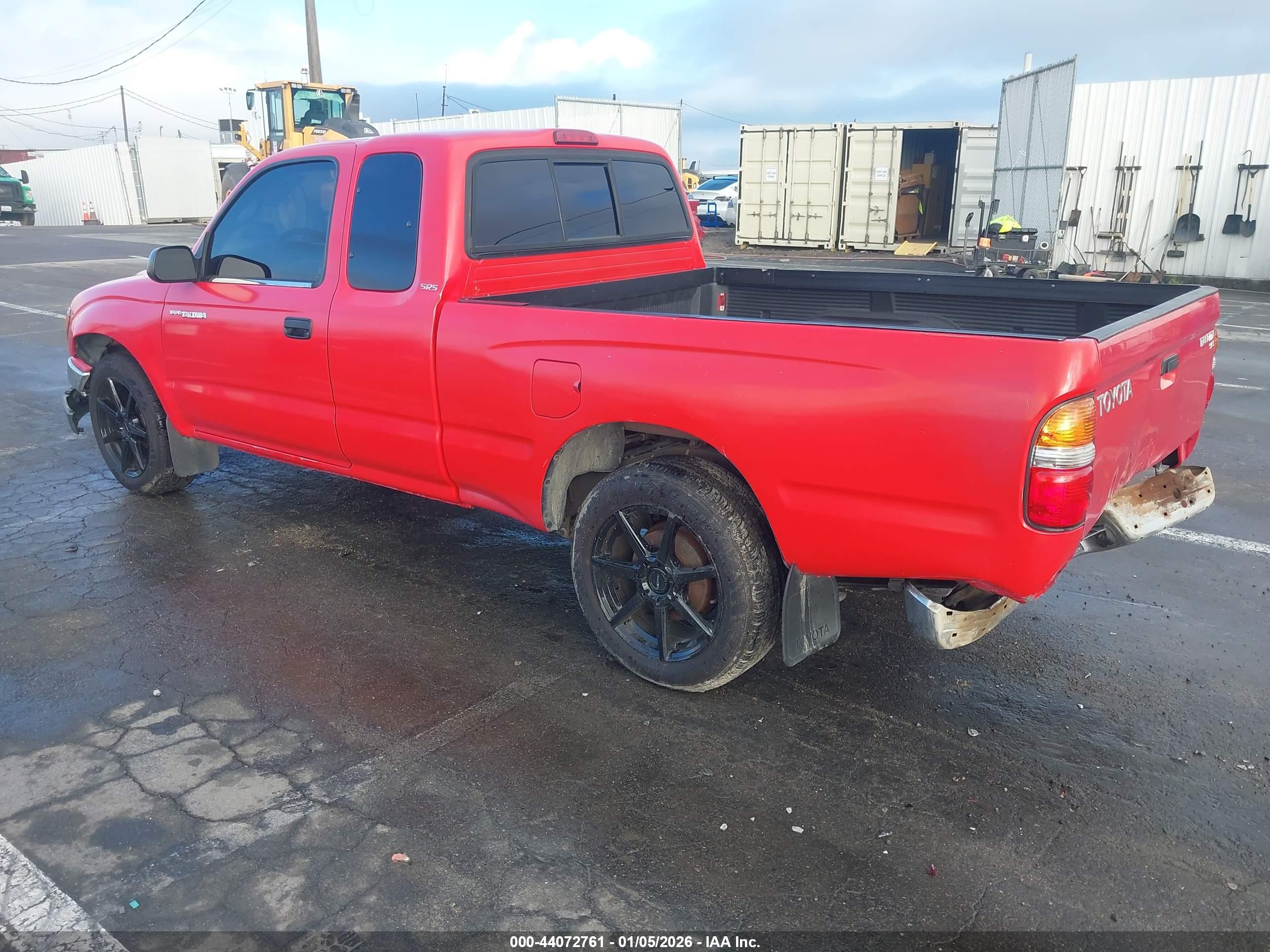 TOYOTA TACOMA image 3