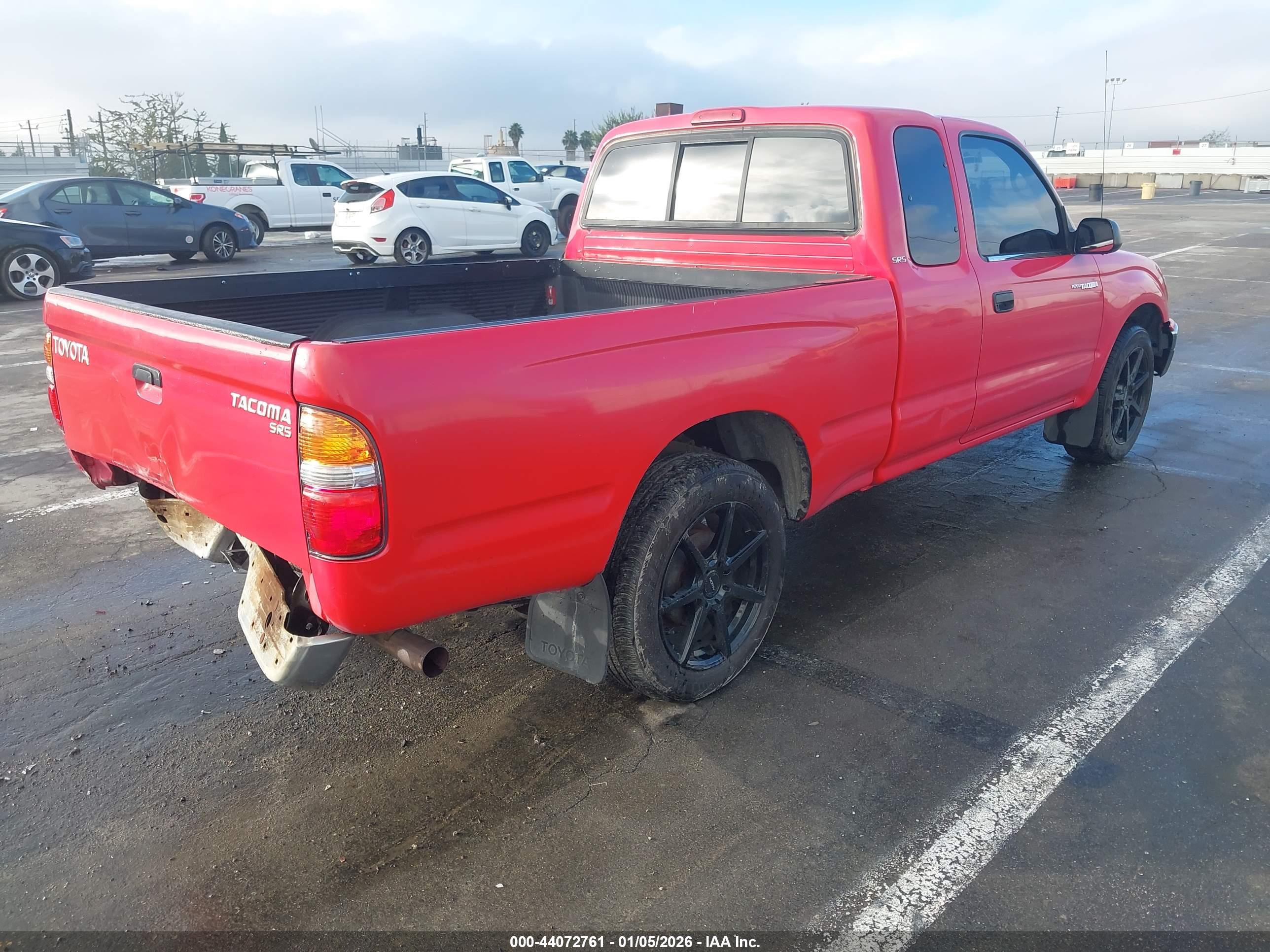 TOYOTA TACOMA image 4