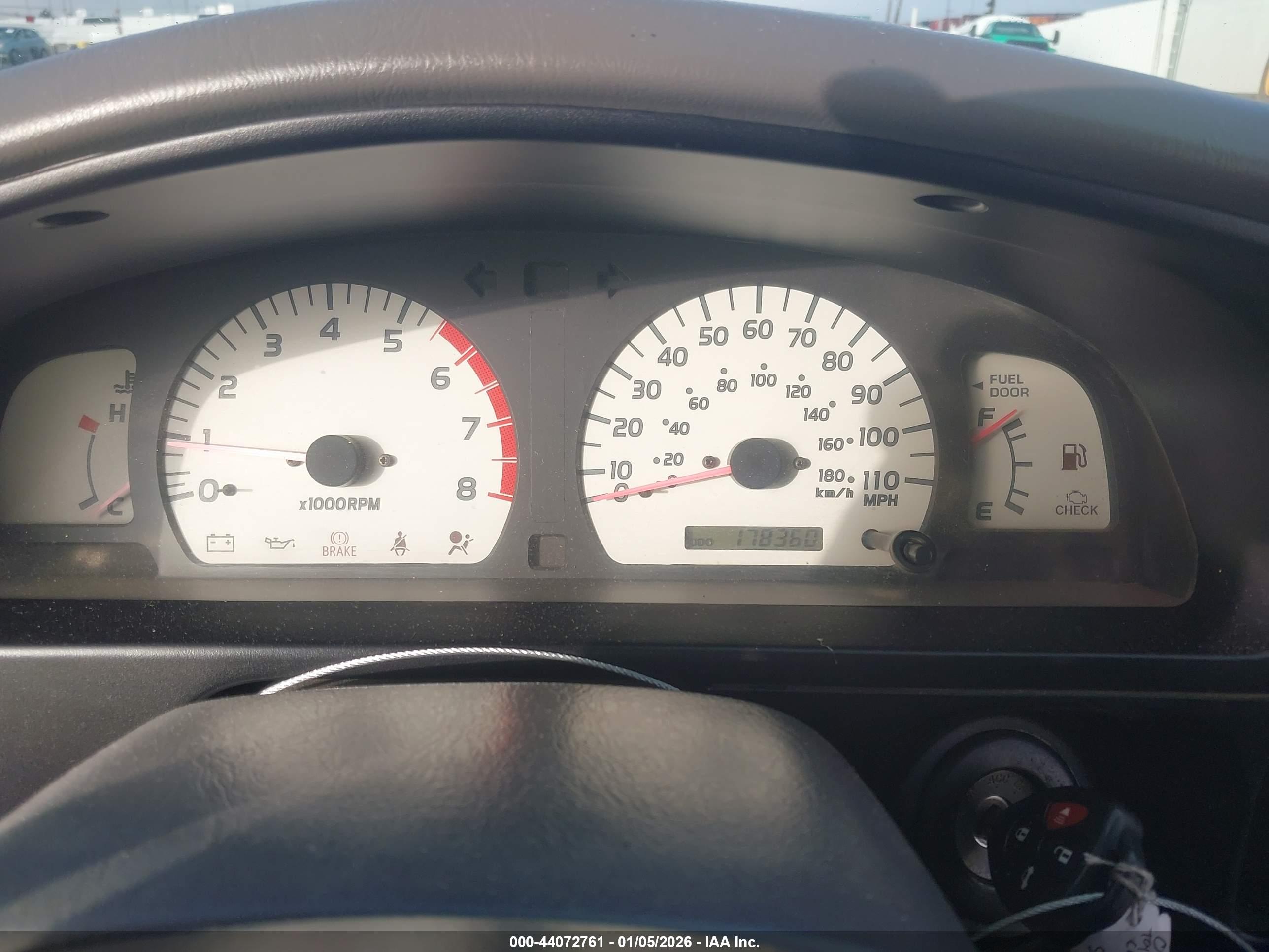 TOYOTA TACOMA image 7