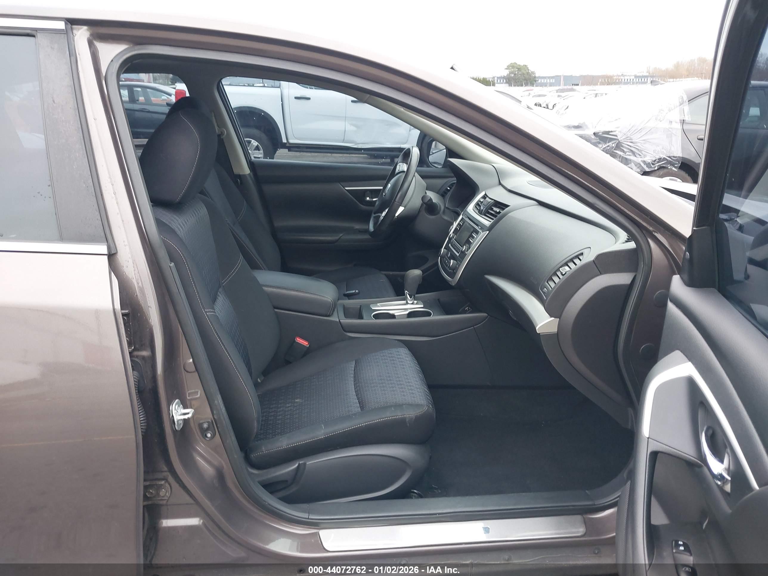 NISSAN ALTIMA image 5