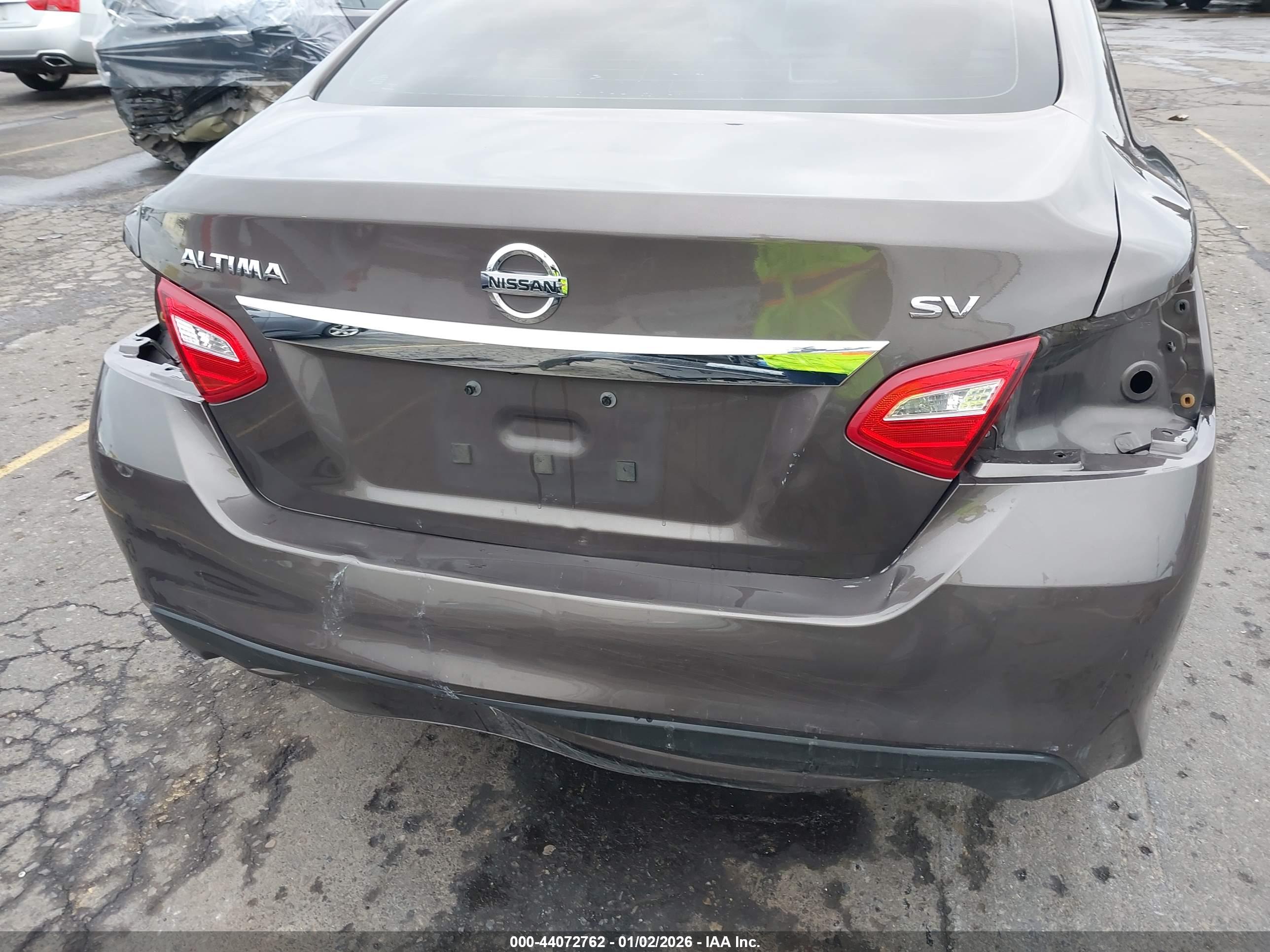 NISSAN ALTIMA image 6