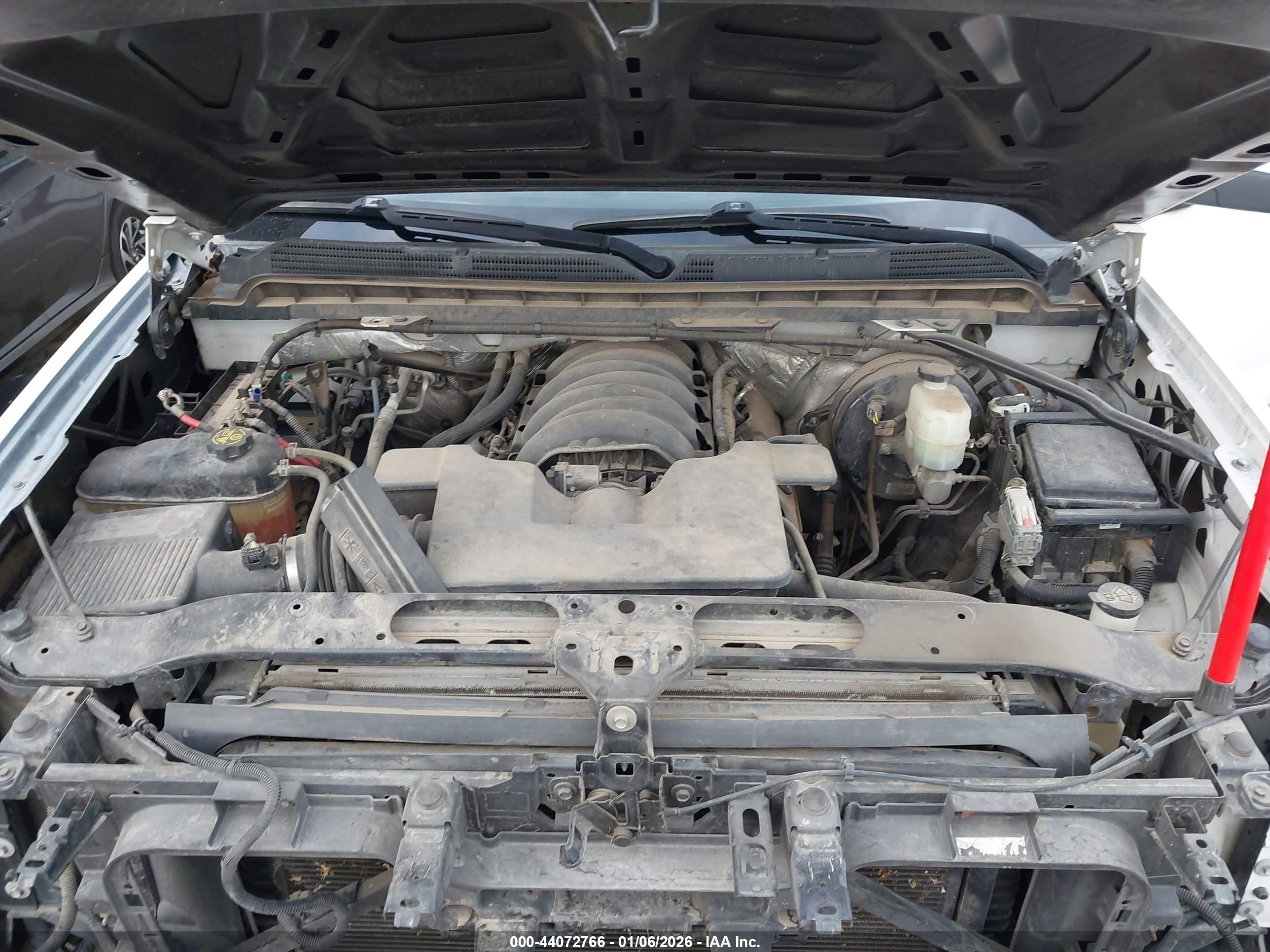 CHEVROLET SILVERADO image 10