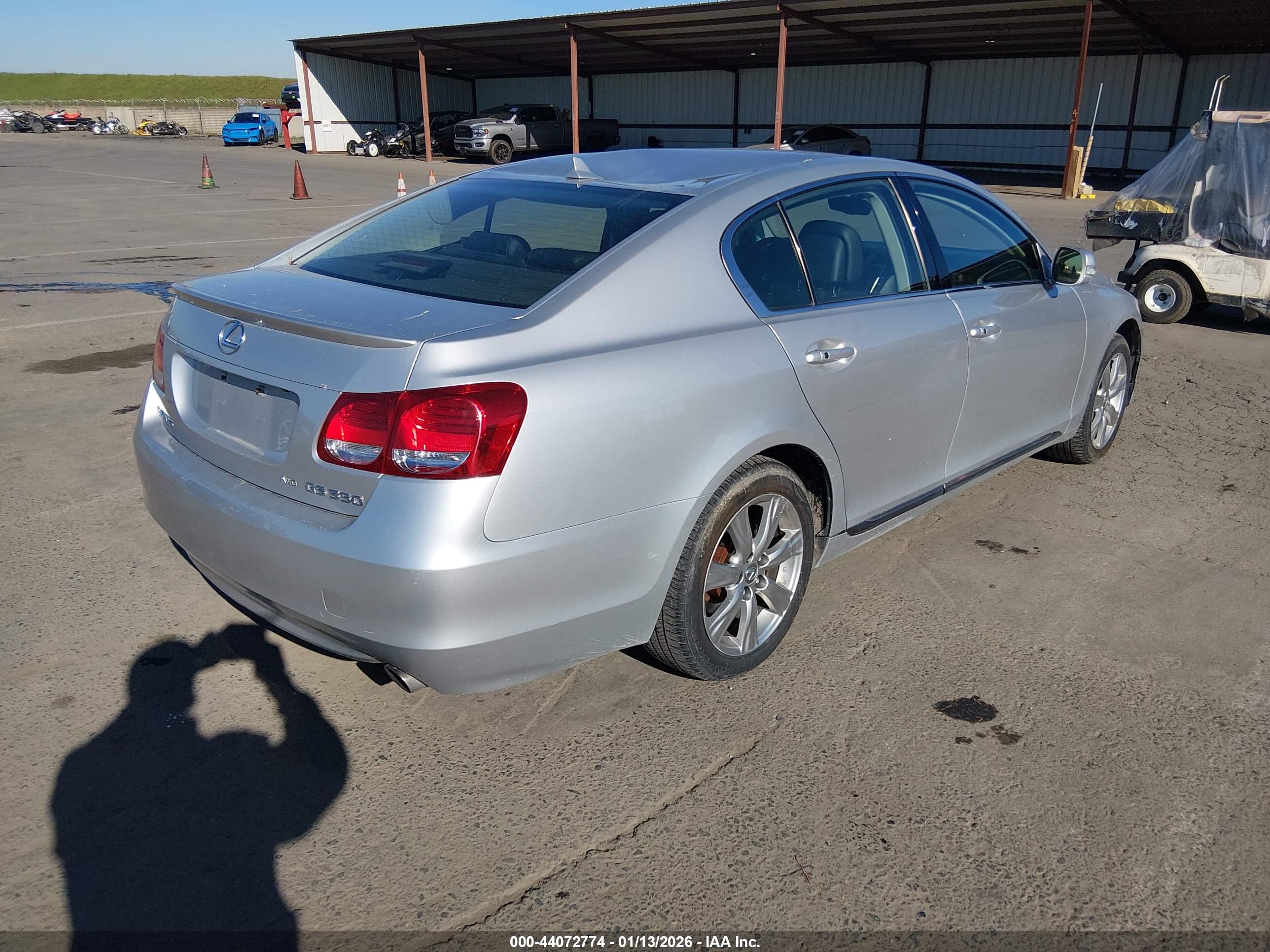LEXUS GS image 4