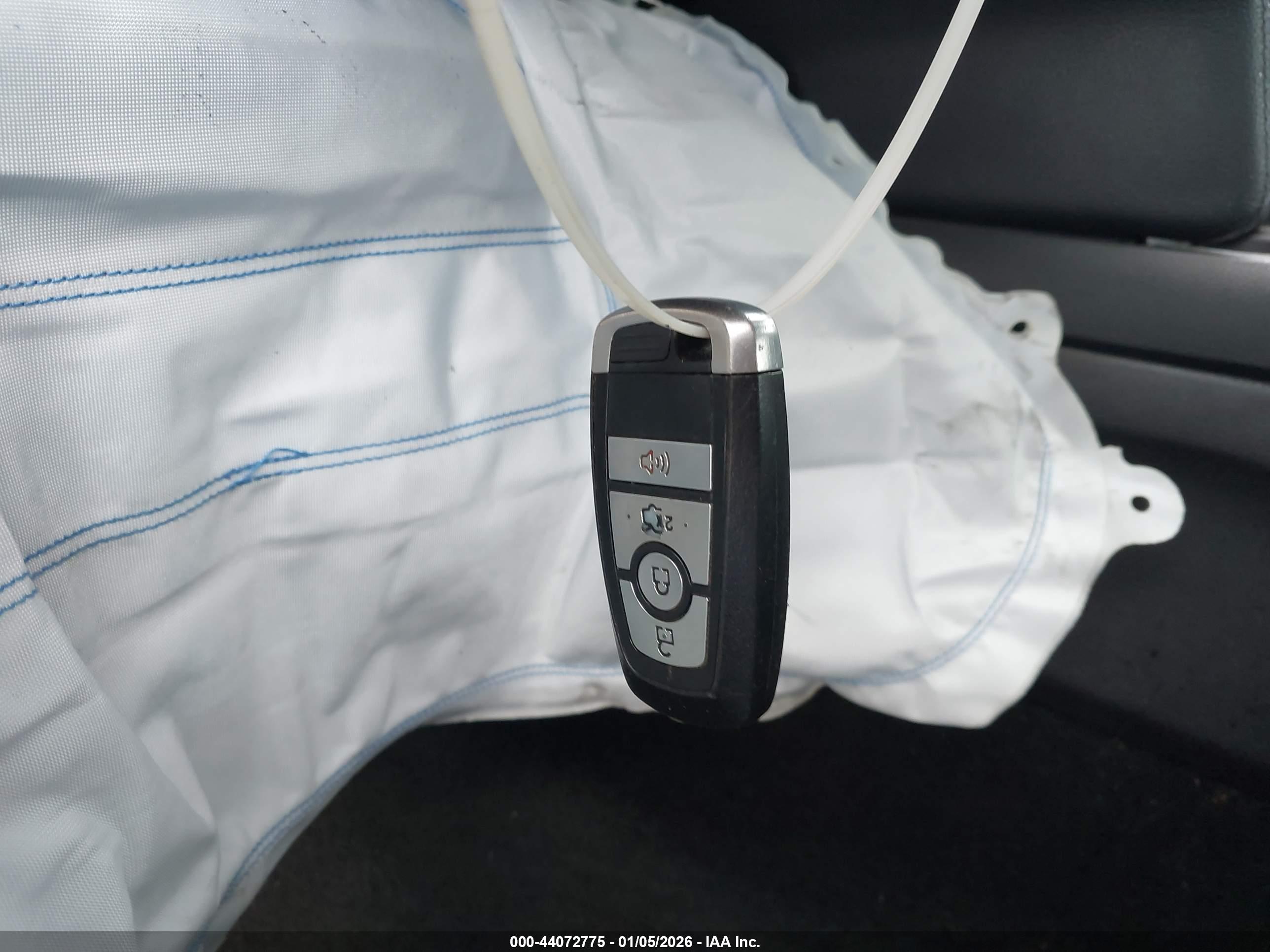 FORD MUSTANG image 11