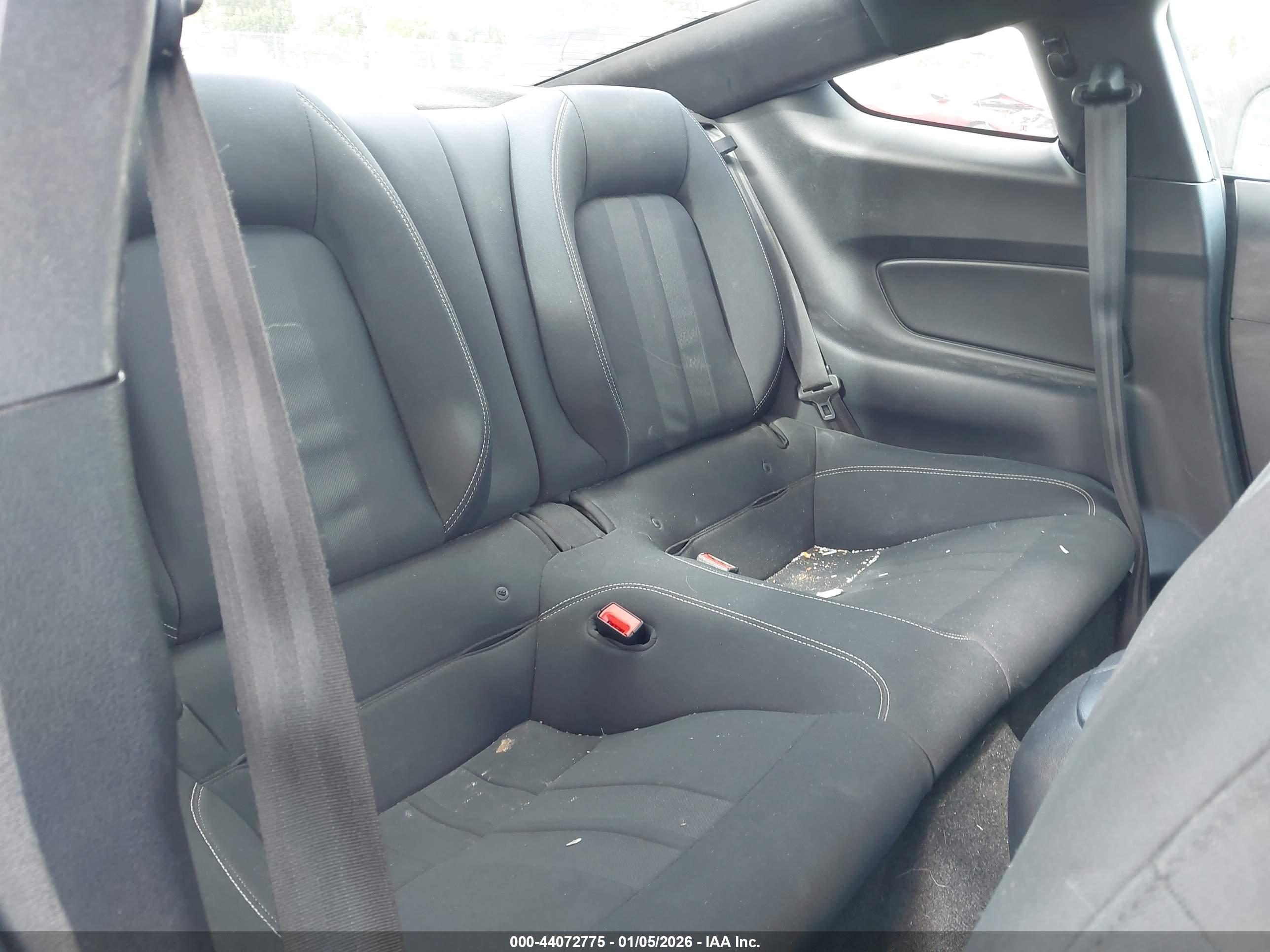 FORD MUSTANG image 8