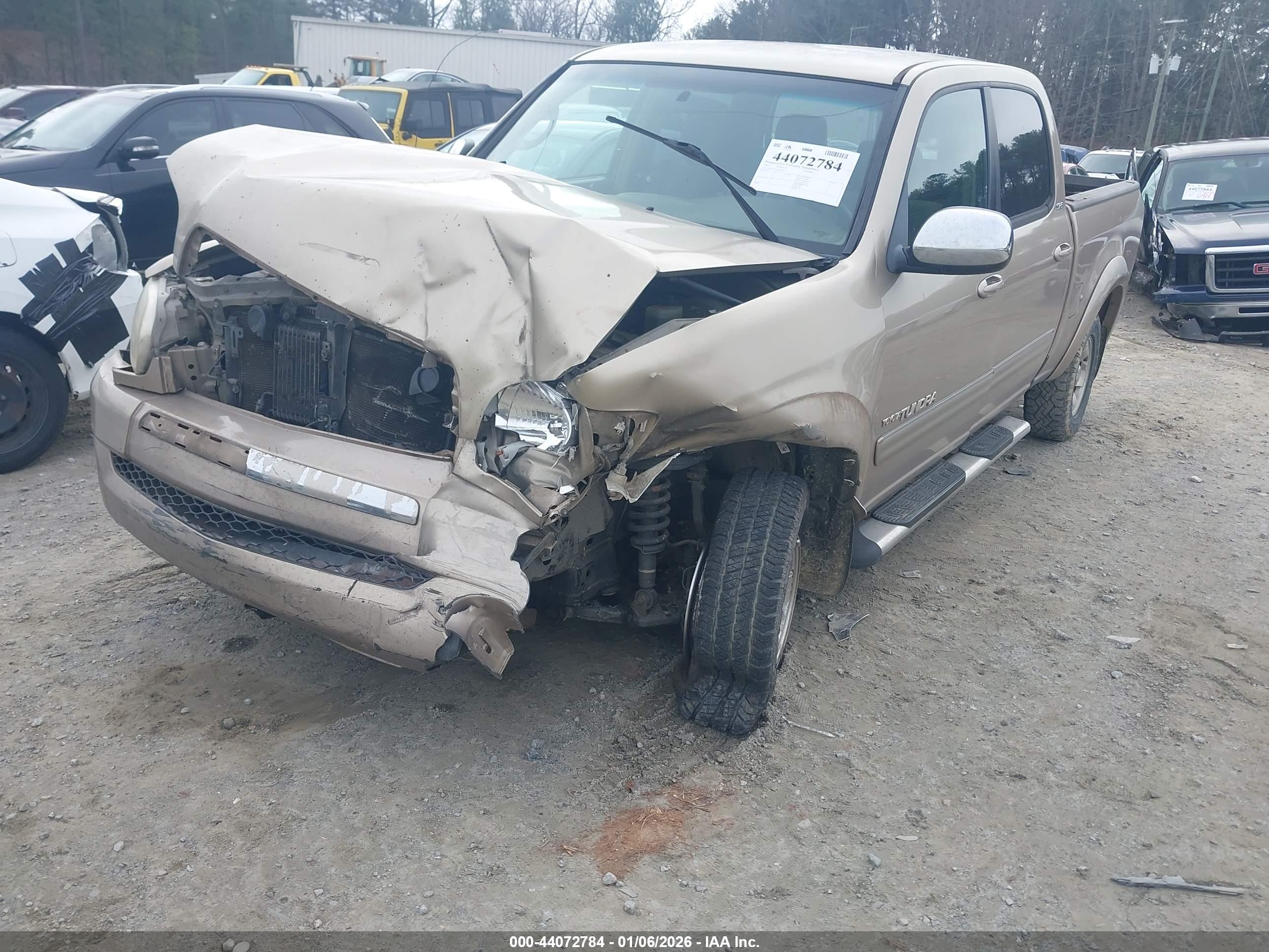 TOYOTA TUNDRA image 2