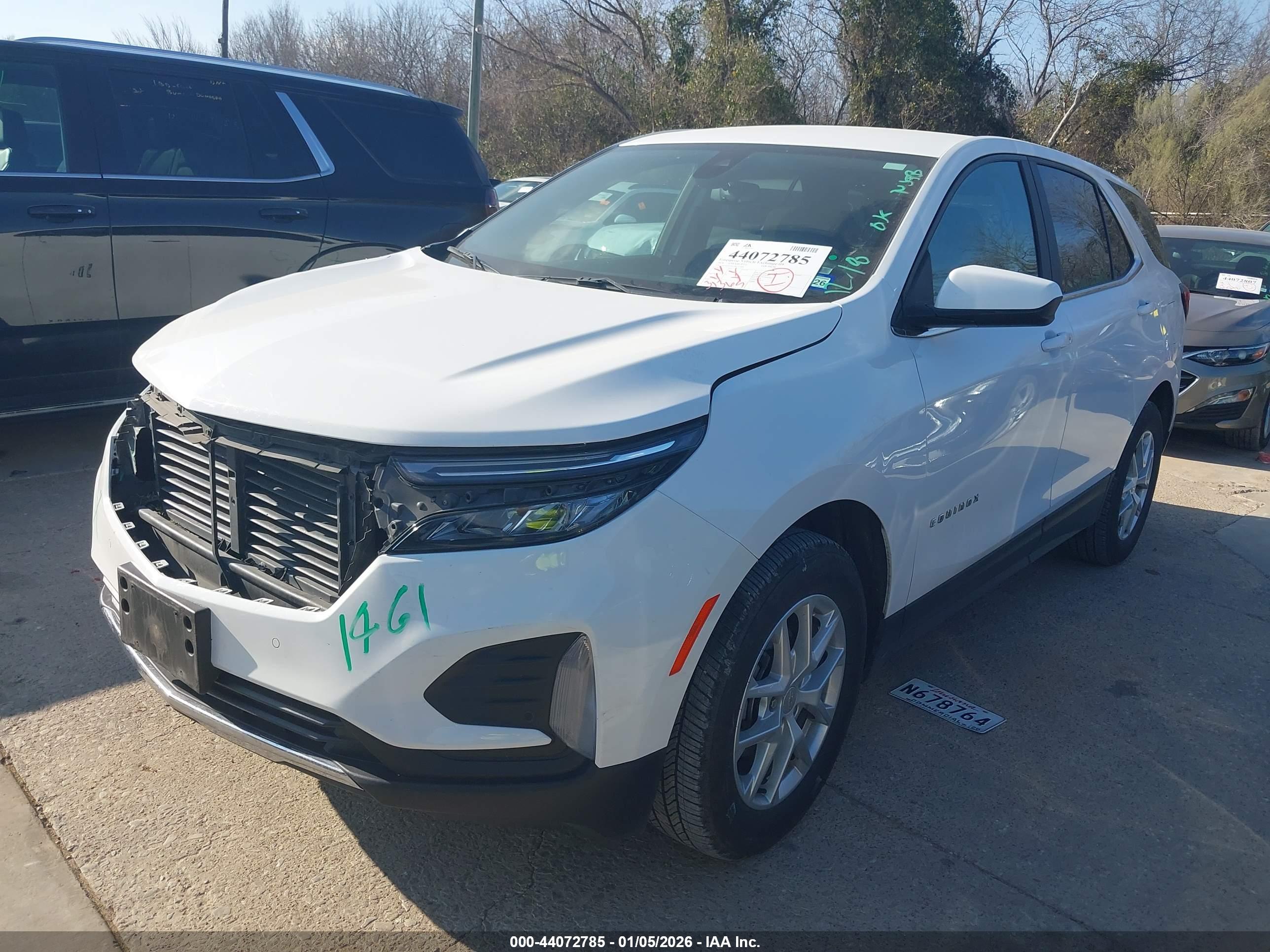CHEVROLET EQUINOX image 2