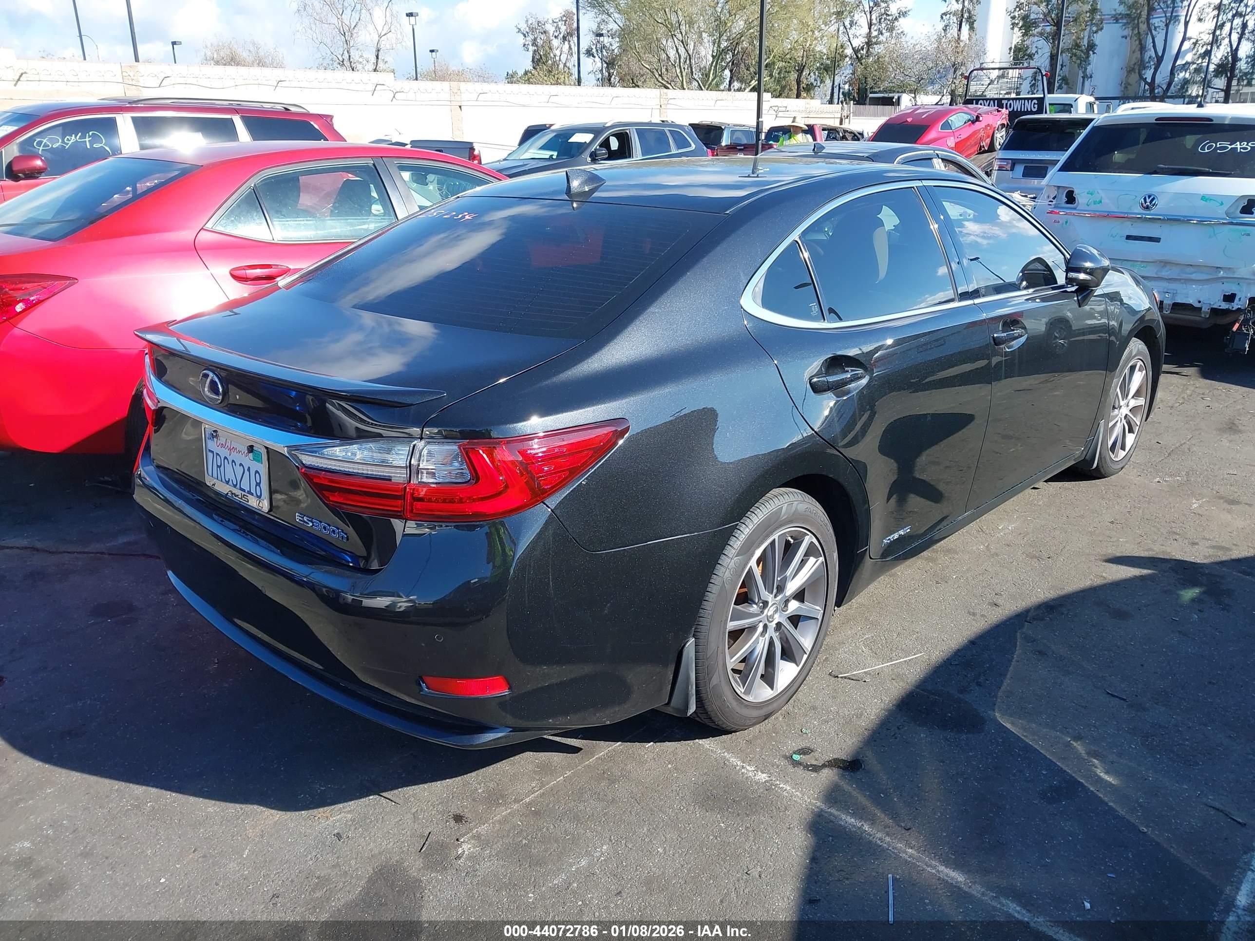 LEXUS ES image 4