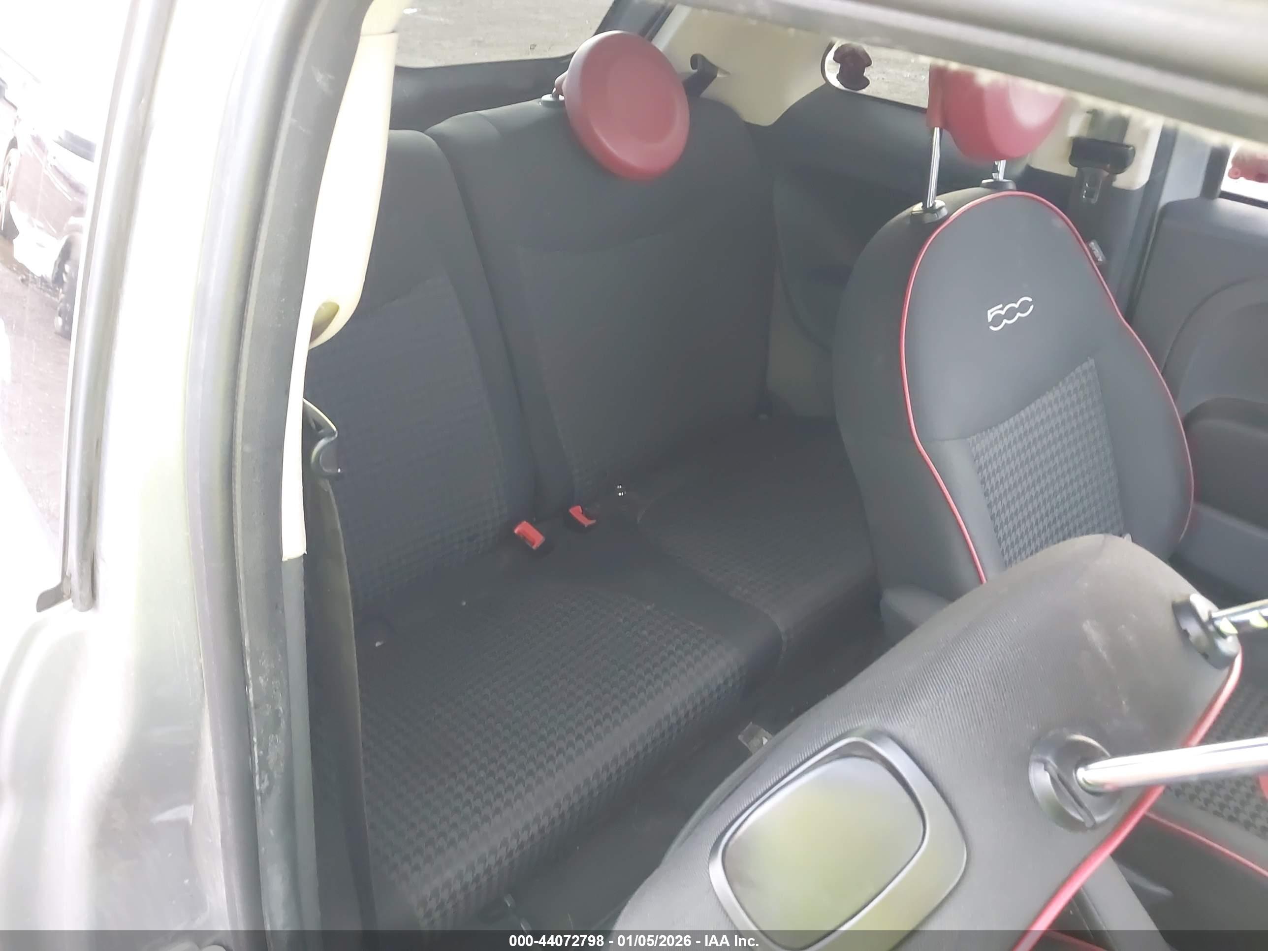 FIAT 500 image 8