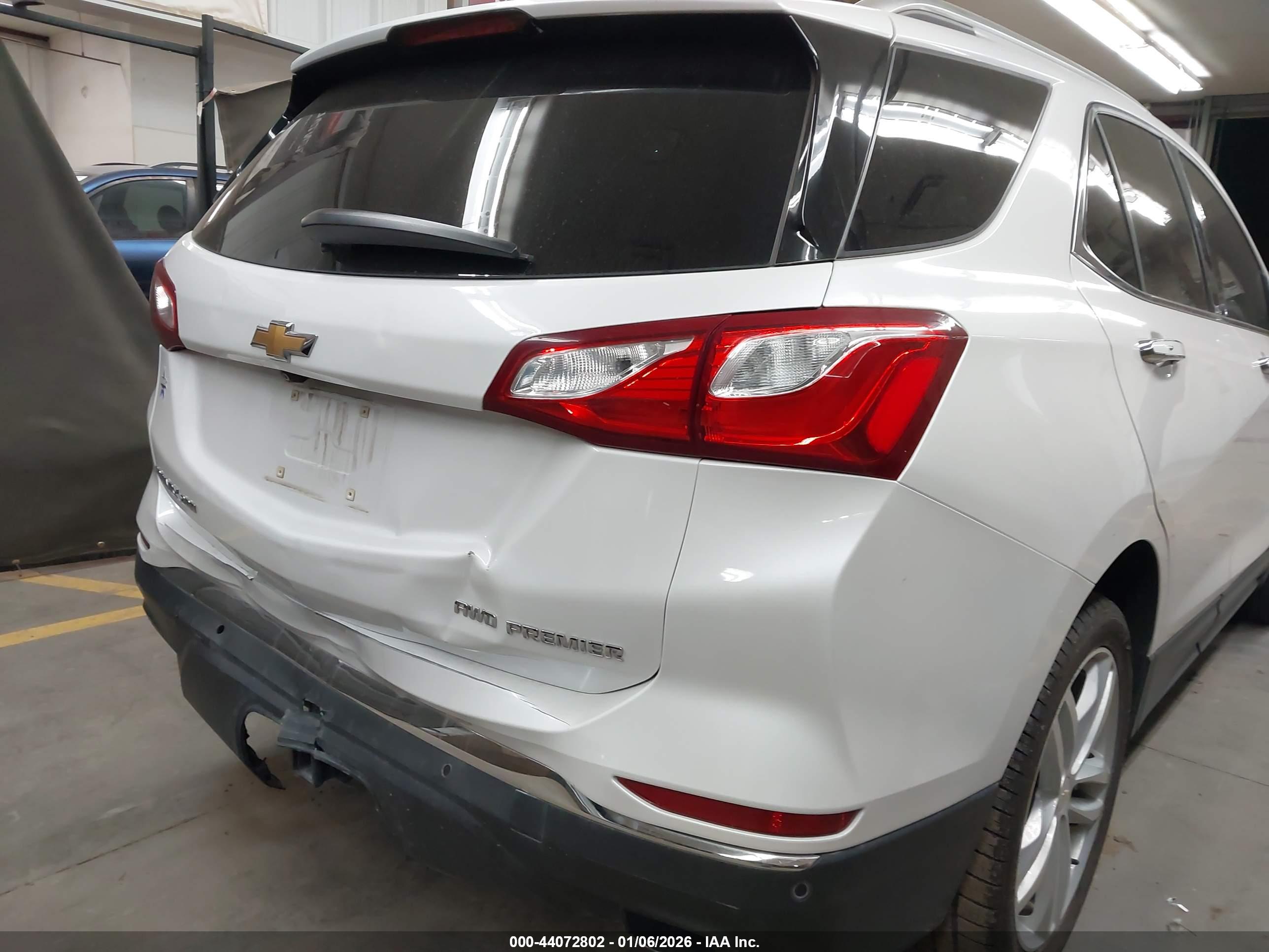 CHEVROLET EQUINOX image 6