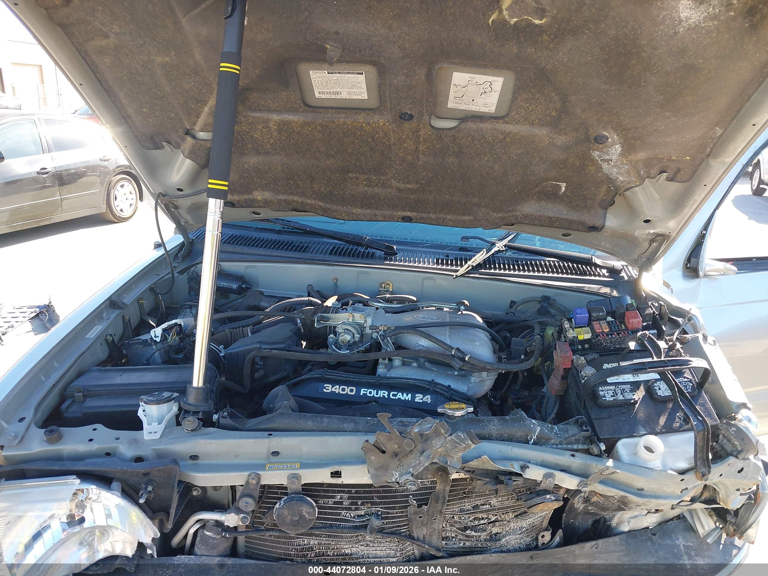 TOYOTA 4RUNNER image 10