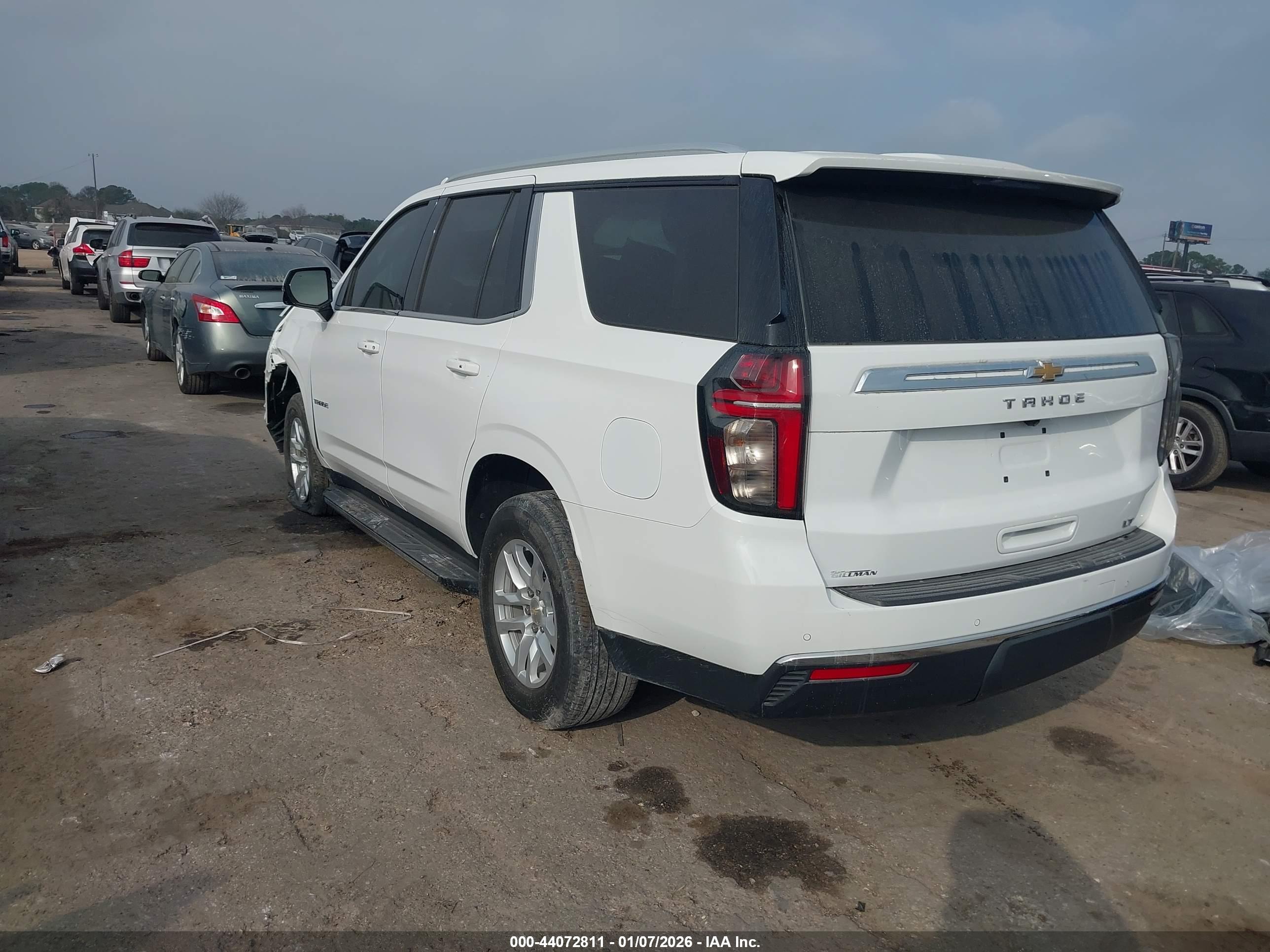CHEVROLET TAHOE image 3