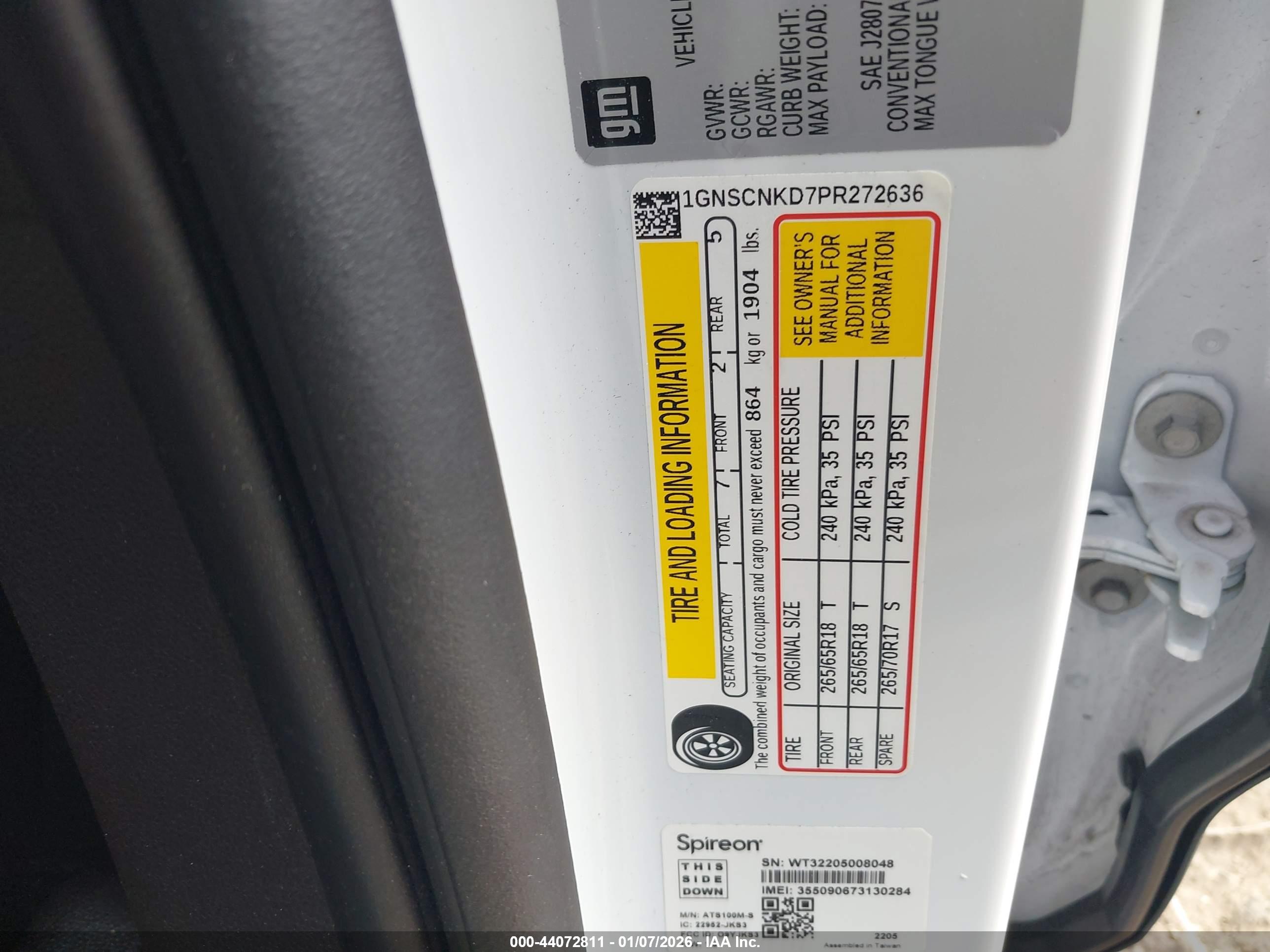 CHEVROLET TAHOE image 9