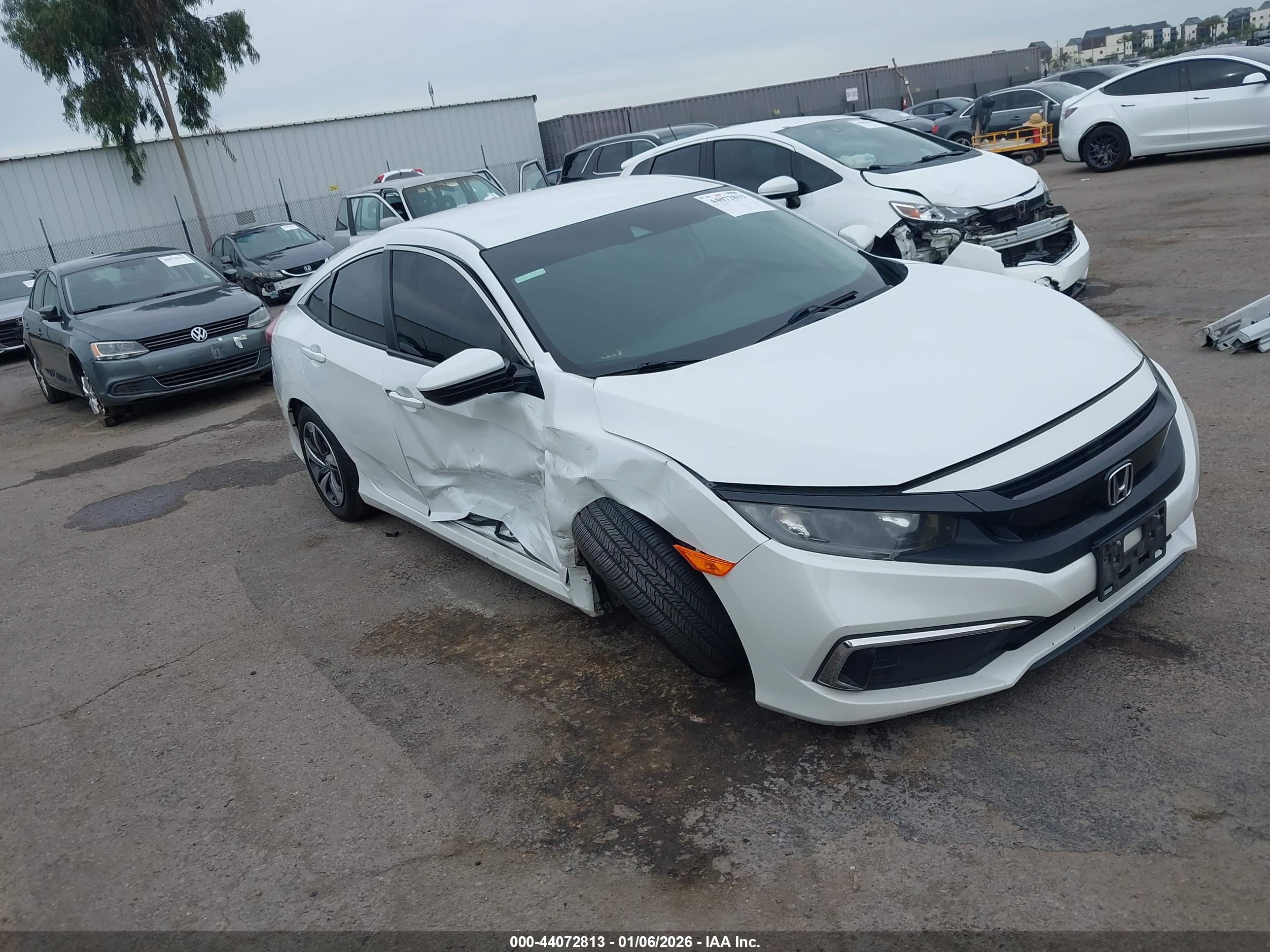 HONDA CIVIC image 6